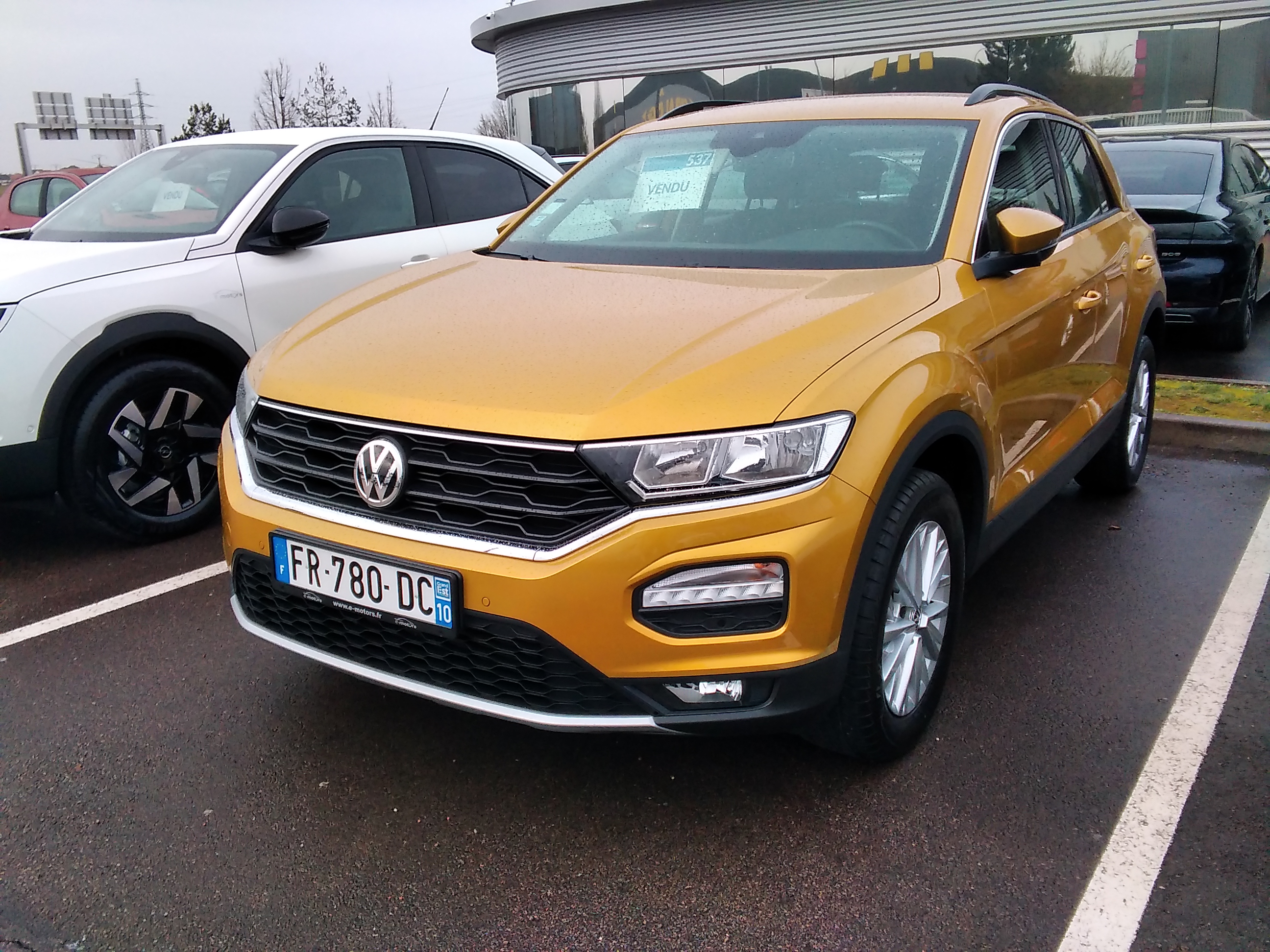 Avis-mandataire-auto-Emotors-Volkswagen-T-roc-Tsi-115-lounge-plus-cam-ra.