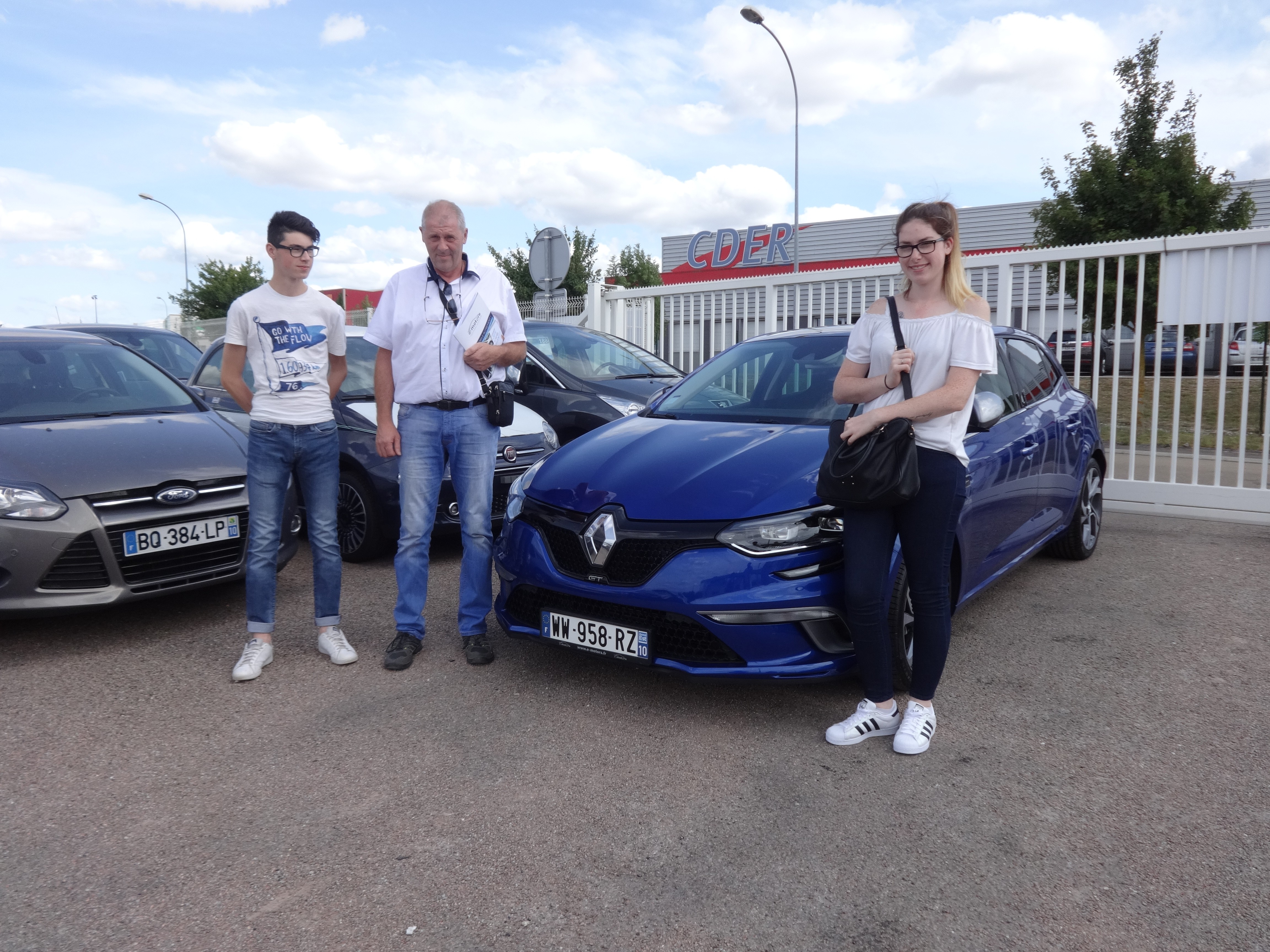 Avis-mandataire-auto-Emotors-Renault-Megane-iv-berline-M-gane-iv-berline-gt-tce-205-energy-edc-plus-bose-toit-vitr.