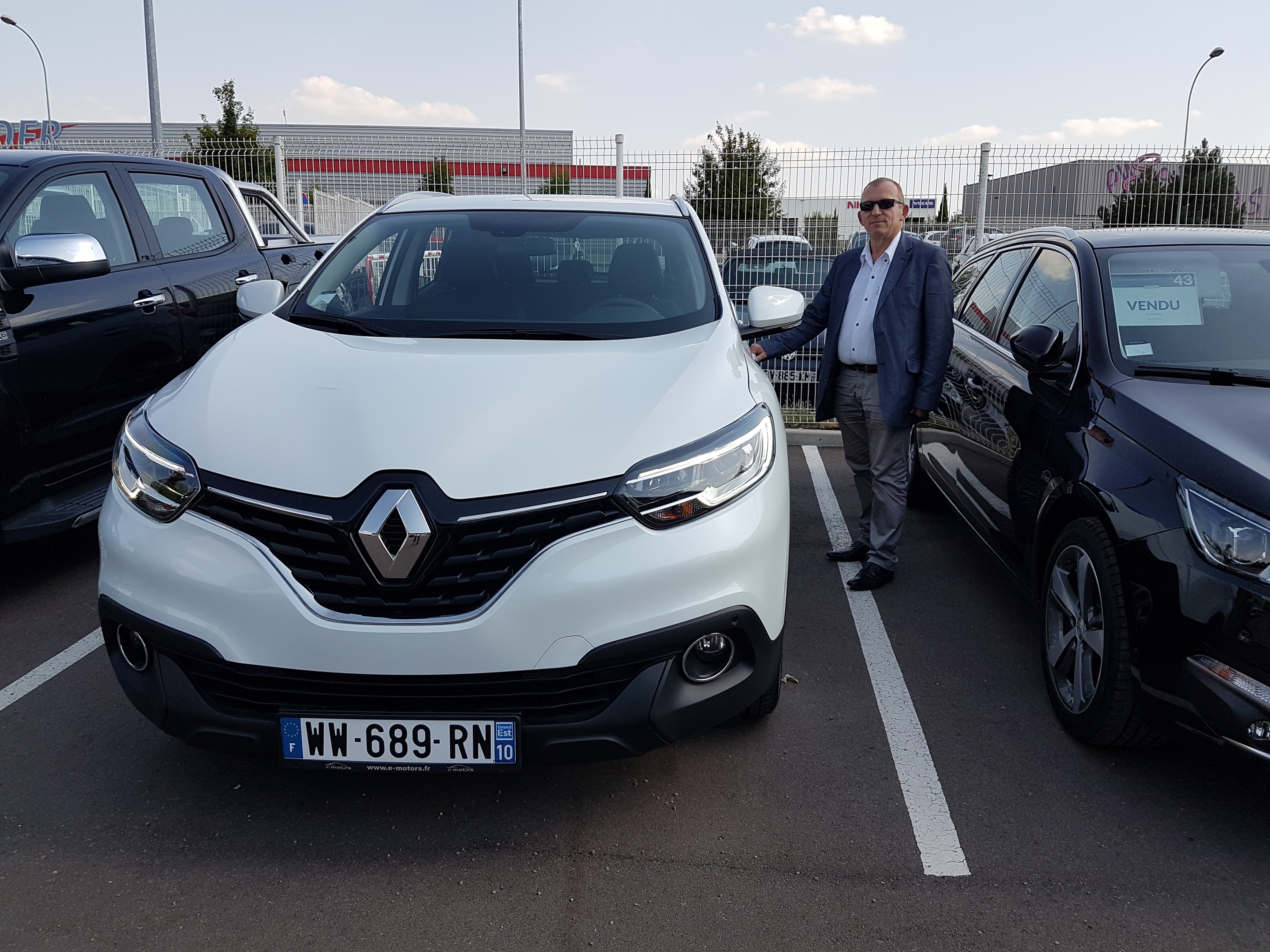 Avis-mandataire-auto-Emotors-Renault-Kadjar-Zen-tce-130-energy-plus-gps-radar.