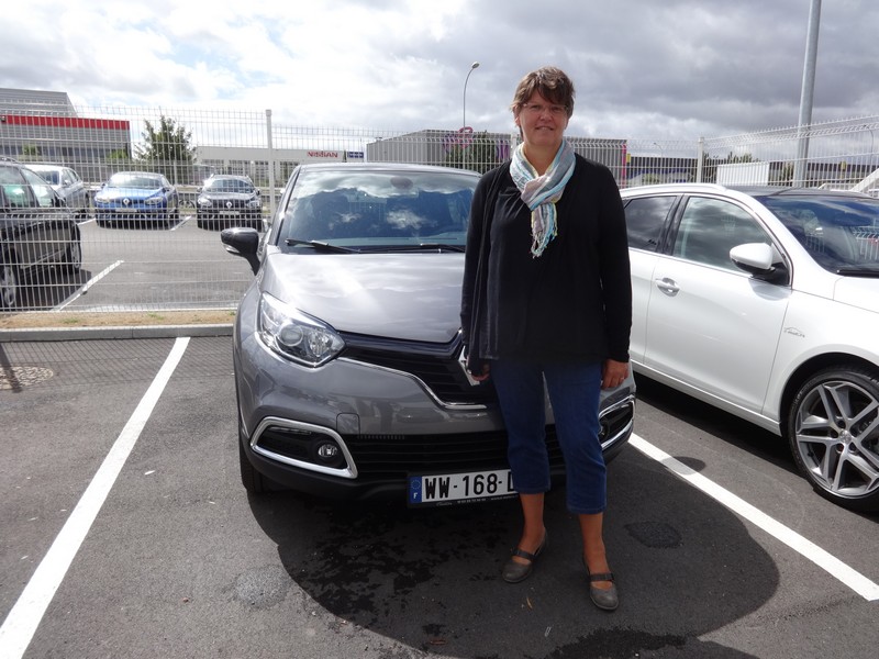 Avis-mandataire-auto-Emotors--Renault-captur-intens-dci-90-edc-.