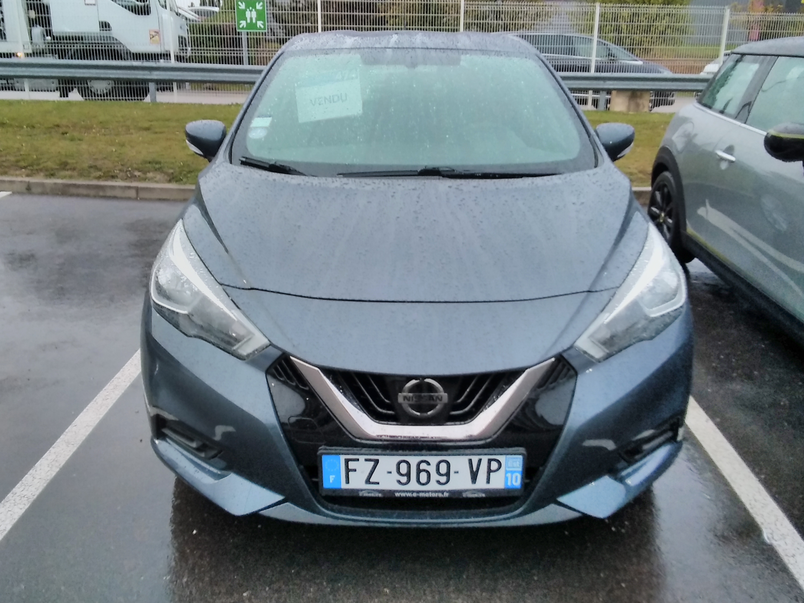 Avis-mandataire-auto-Emotors-Nissan-Micra-Ig-t-100-plus-cam-ra-de-recul-avec-radars-de-stationnement-ar-plus-gps.