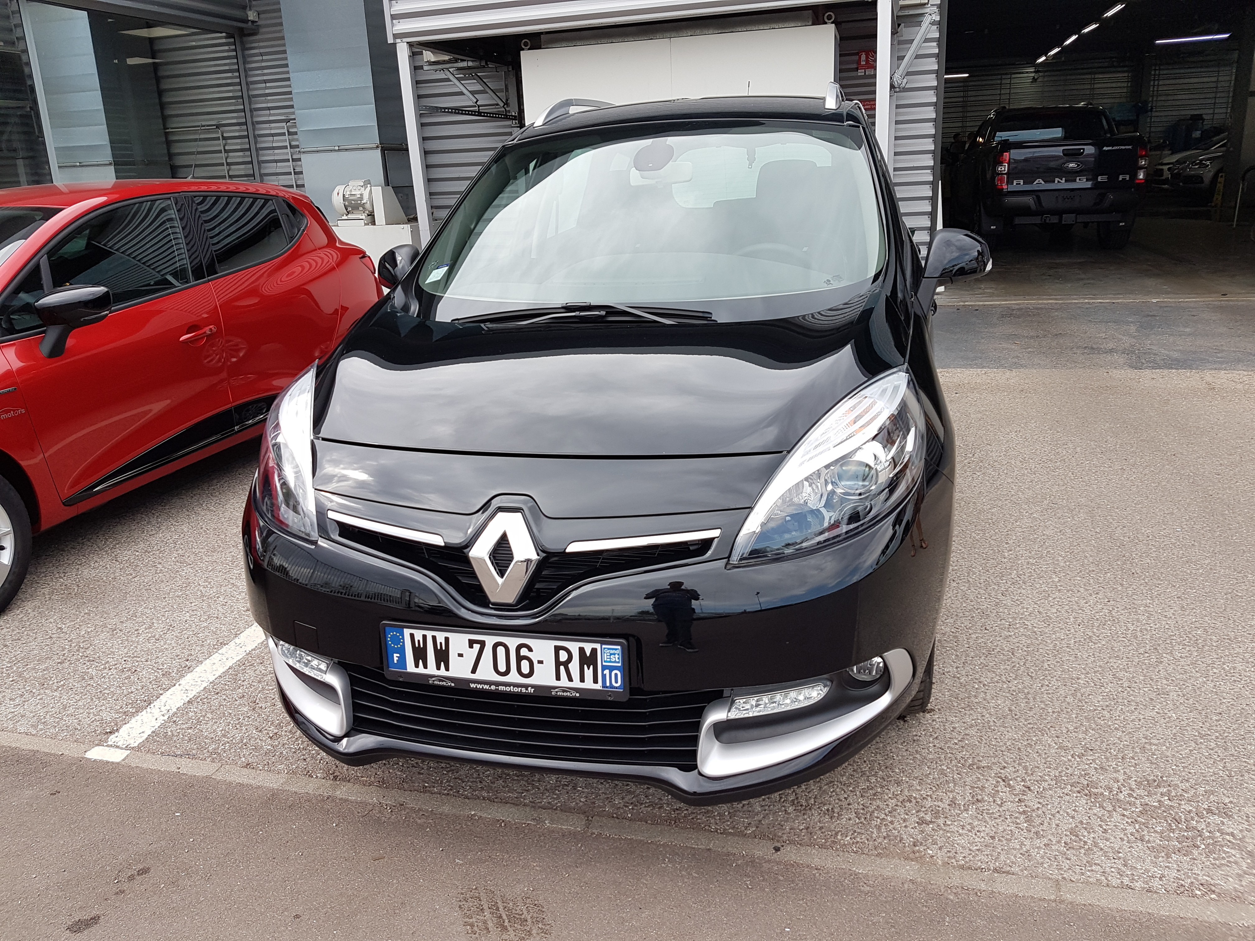 Avis-mandataire-auto-Emotors-Renault-Grand-scenic-Grand-sc-nic-iii-limited-dci-130-energy-7places.
