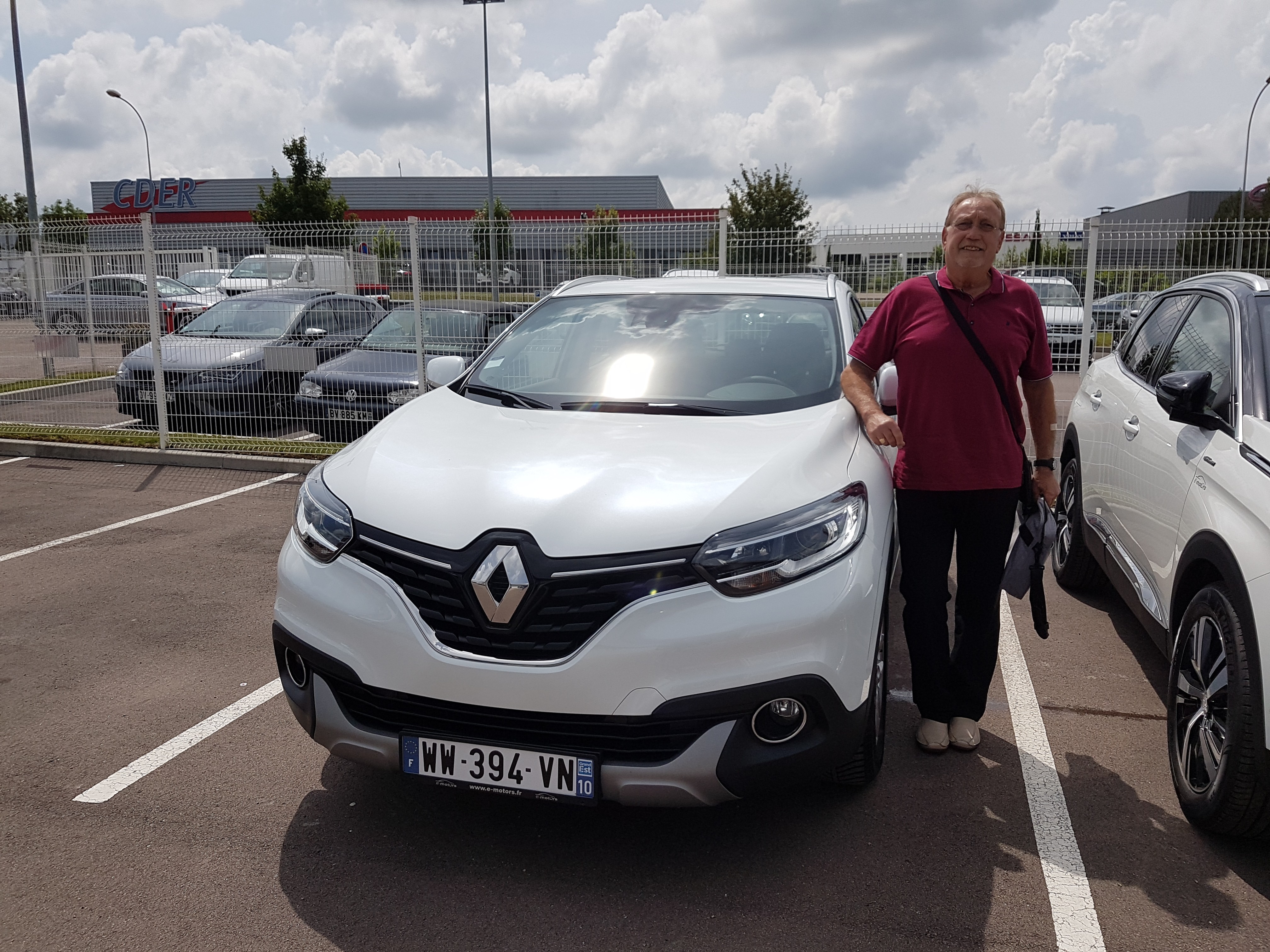 Avis-mandataire-auto-Emotors-Renault-Kadjar-Intens-tce-130-edc-4x2-plus-extended-grip.
