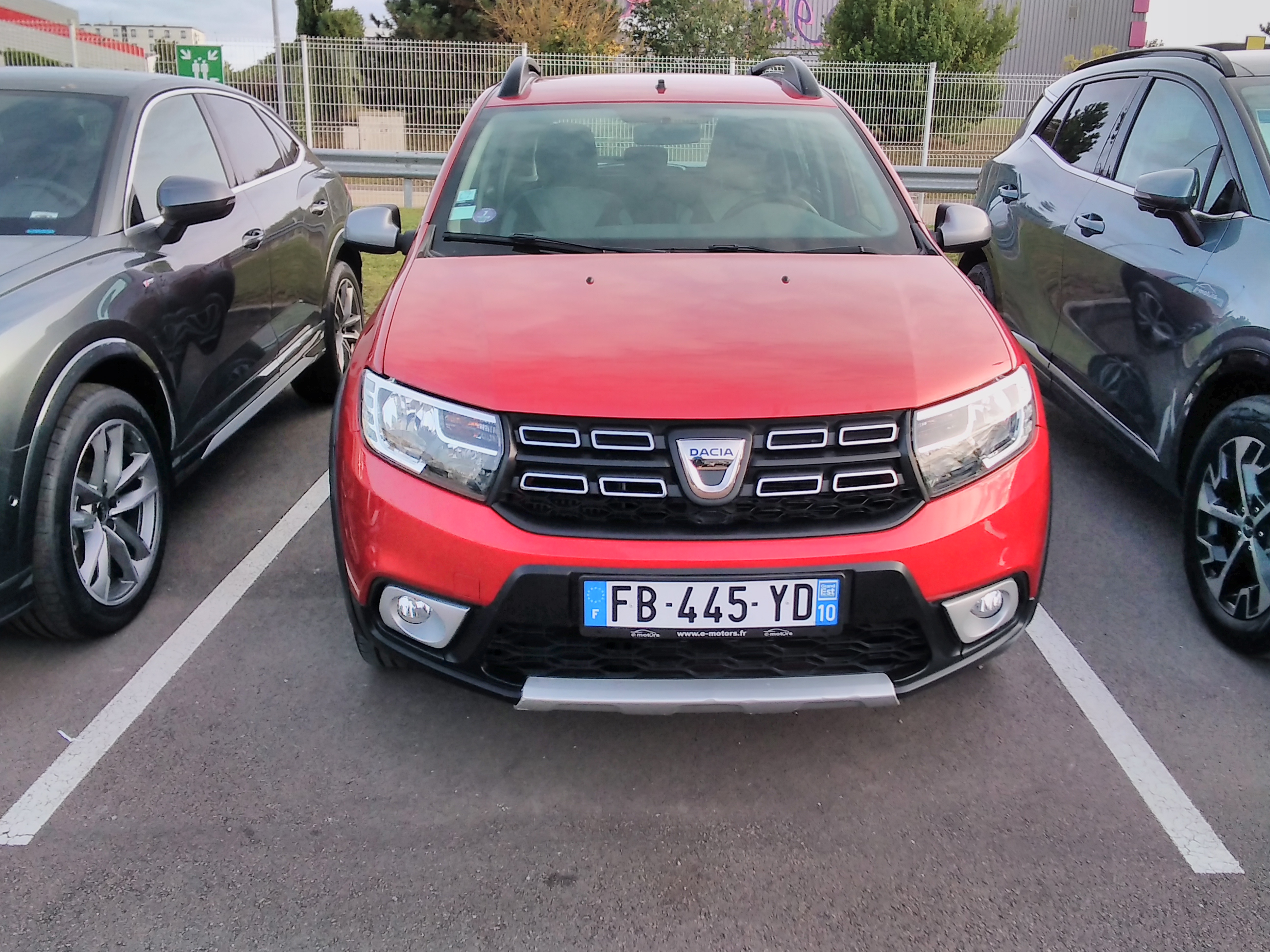 Avis-mandataire-auto-Emotors-Dacia-Sandero-Tce-90-stepway.