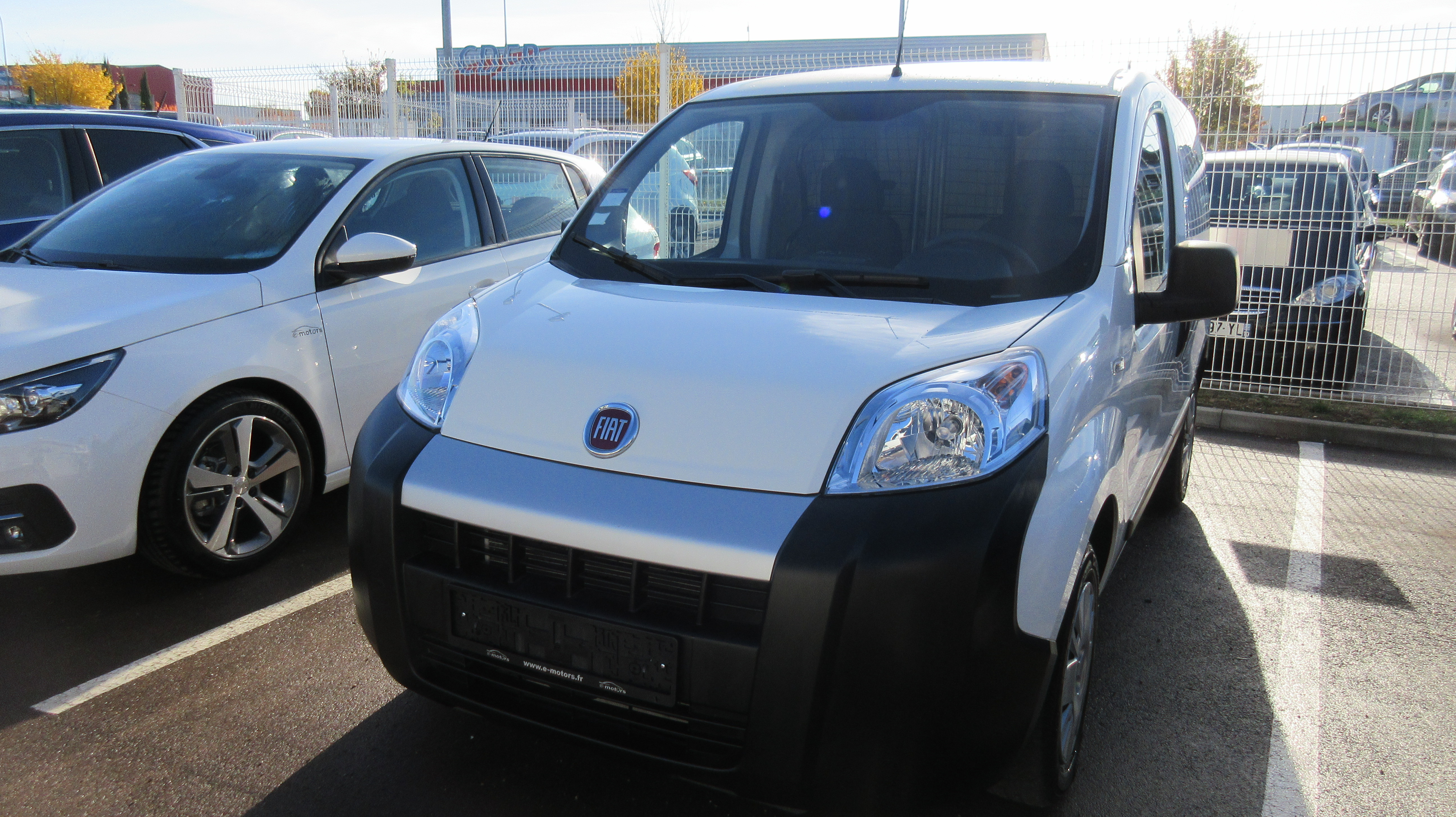 Avis-mandataire-auto-Emotors-Fiat-Fiorino-Tole-pack-clim-multijet-75.