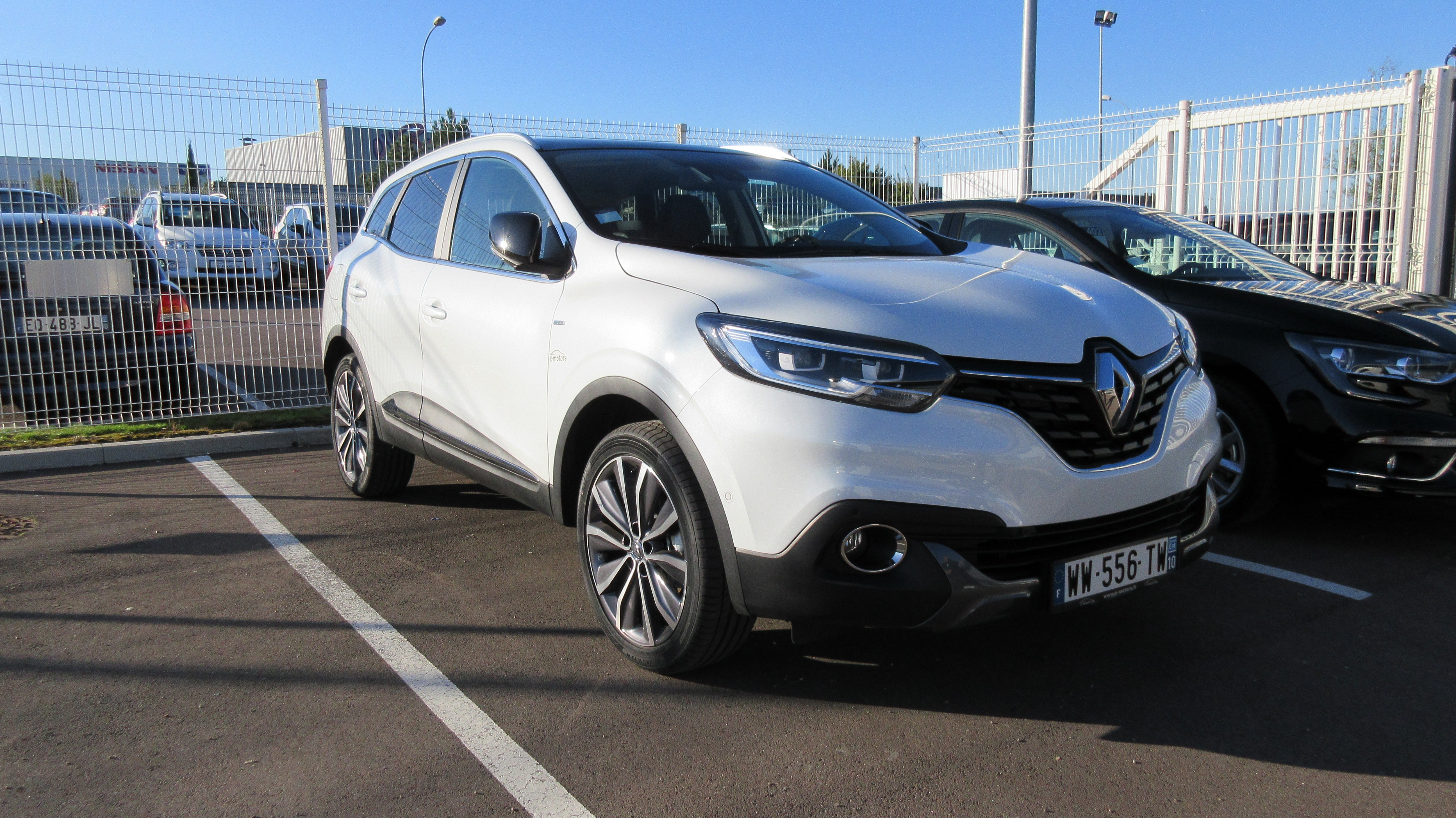 Avis-mandataire-auto-Emotors-Renault-Kadjar-Intens-tce-165-energy-plus-toit-vitr-s-bose.