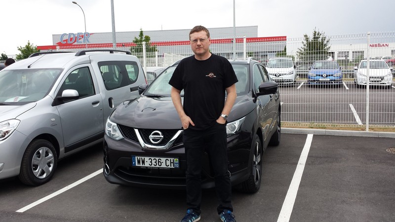 Avis-mandataire-auto-Emotors--Nissan-qashqai-connect-edition-dig-t-115-4x2-plus-toit-vitr-.