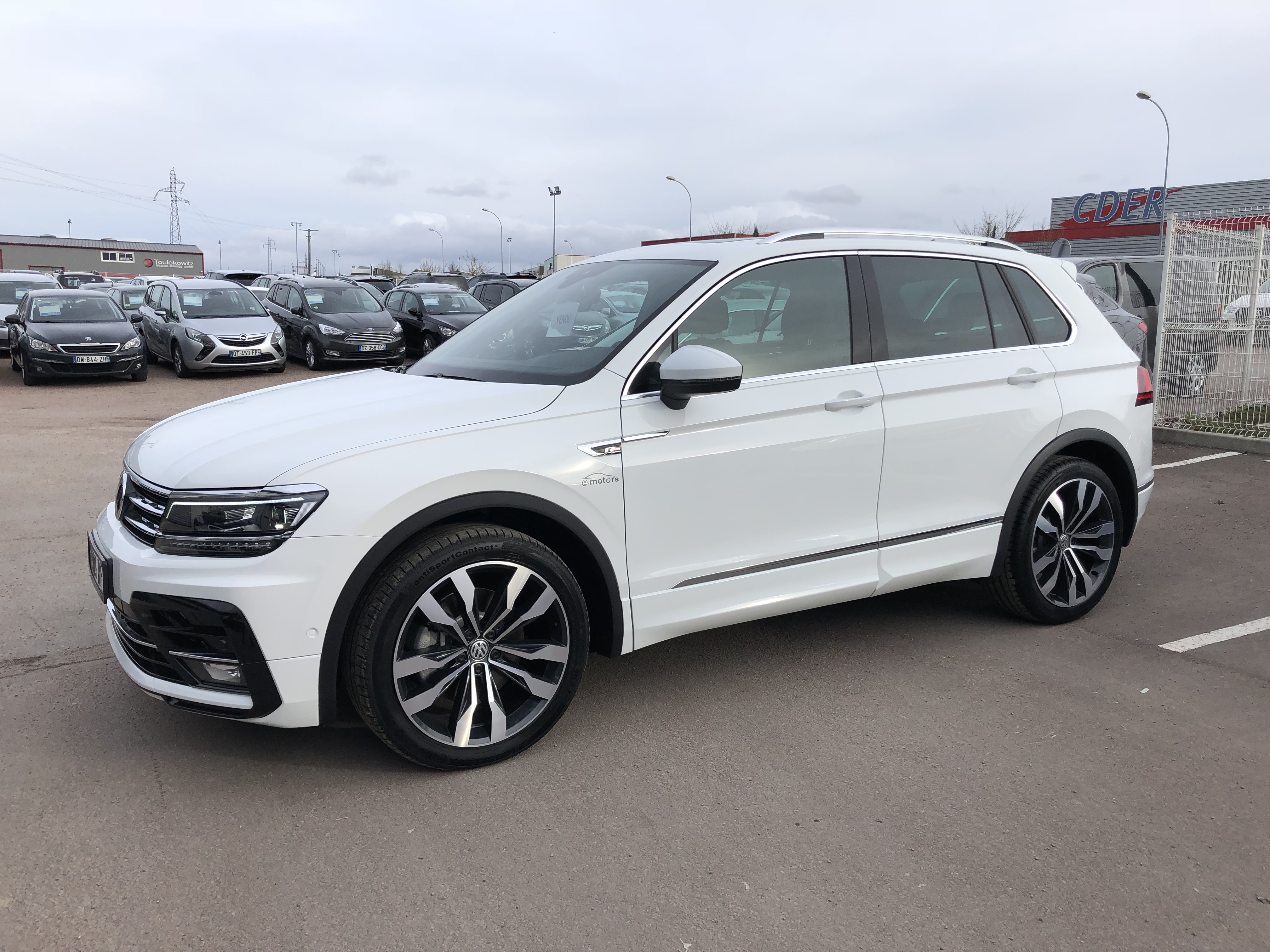 Avis-mandataire-auto-Emotors-Volkswagen-Tiguan-Carat-r-line-tdi-190-4motion-dsg7-plus-jantes-20.