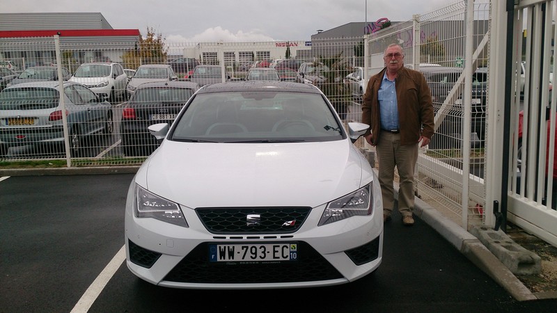 Avis-mandataire-auto-Emotors--Seat-leon-cupra-tsi-265-plus-toit-ouvrant-panoramique-.