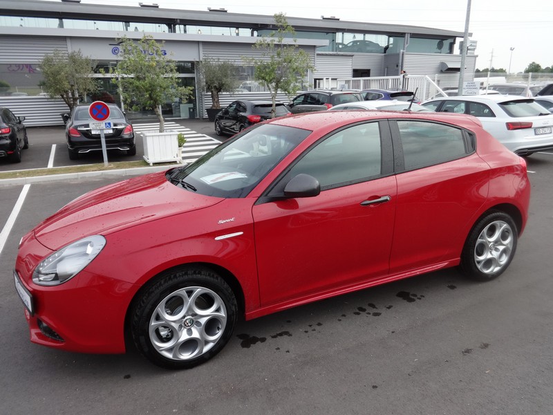 Avis-mandataire-auto-Emotors--Alfa-romeo-giulietta-distinctive-jtdm-105-.
