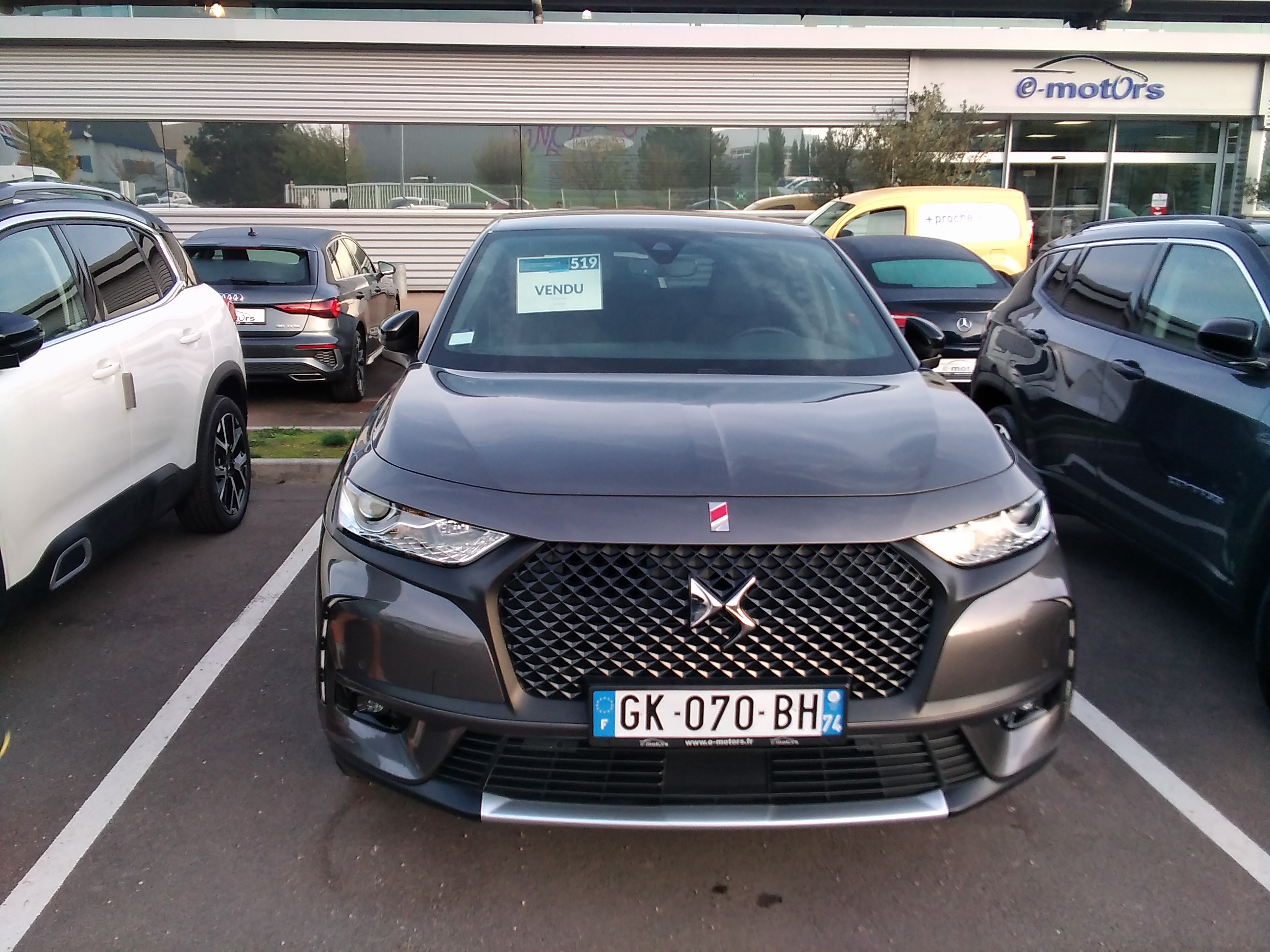 Avis-mandataire-auto-Emotors-Ds-Ds7-crossback-Performance-line-bluehdi-130-eat8-plus-cam-ra-de-recul-plus-radar-av-ar-plus-pack-easy-access.