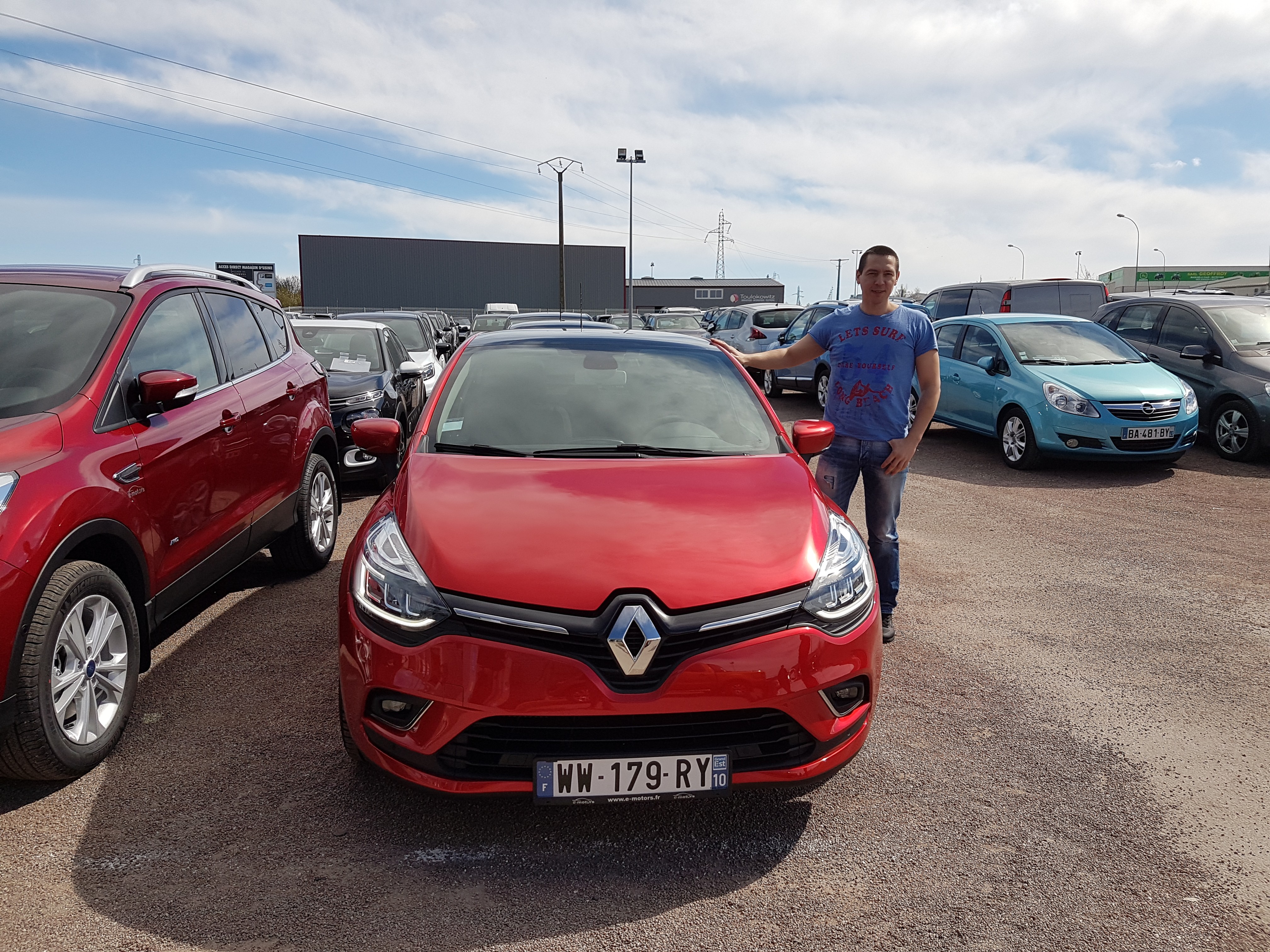 Avis-mandataire-auto-Emotors-Renault-Clio-iv-estate-Clio-estate-intens-dci-90-energy-plus-toit-vitr.