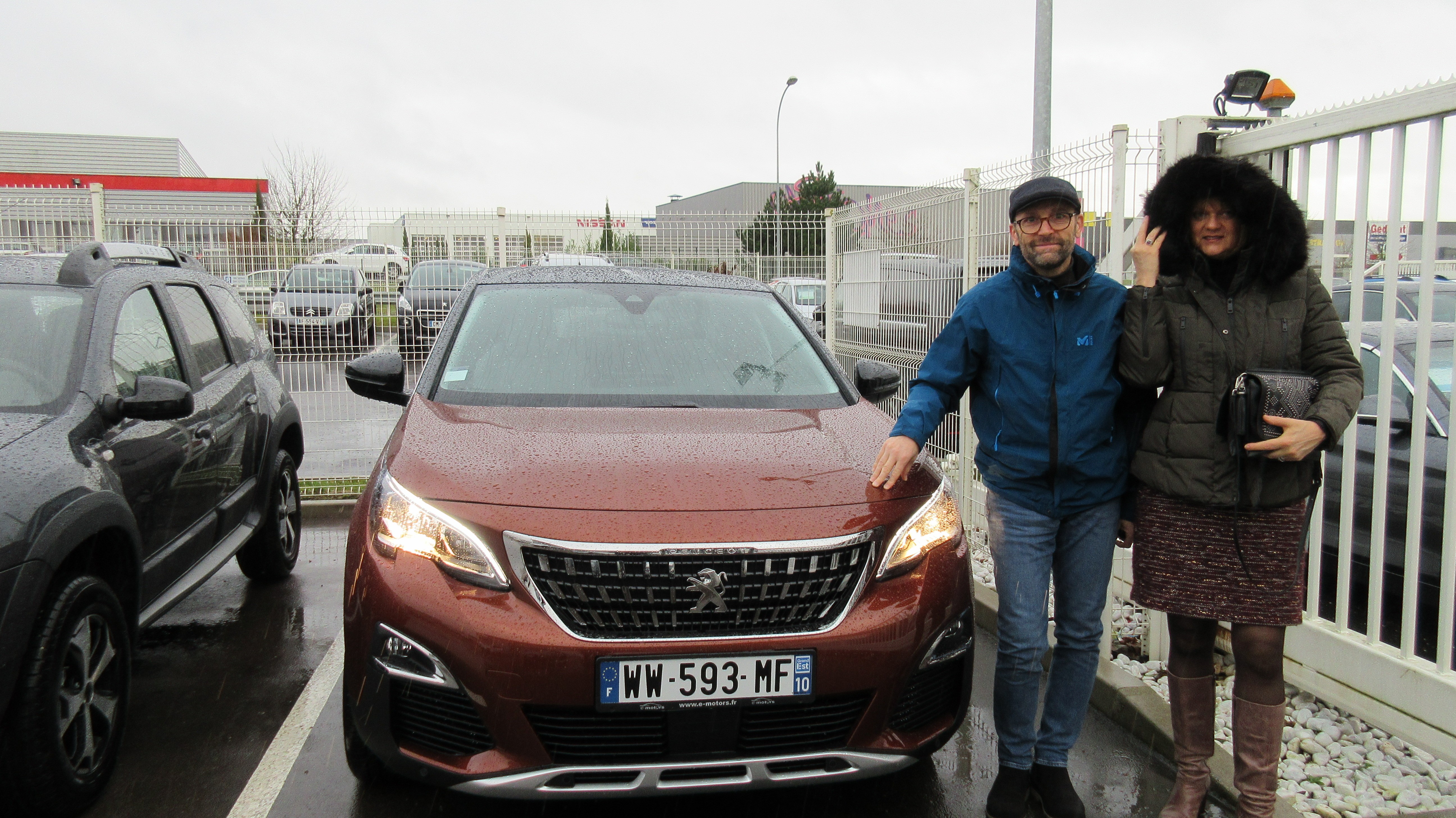 Avis-mandataire-auto-Emotors-Peugeot-3008-Allure-puretech-130-eat6-s-s.