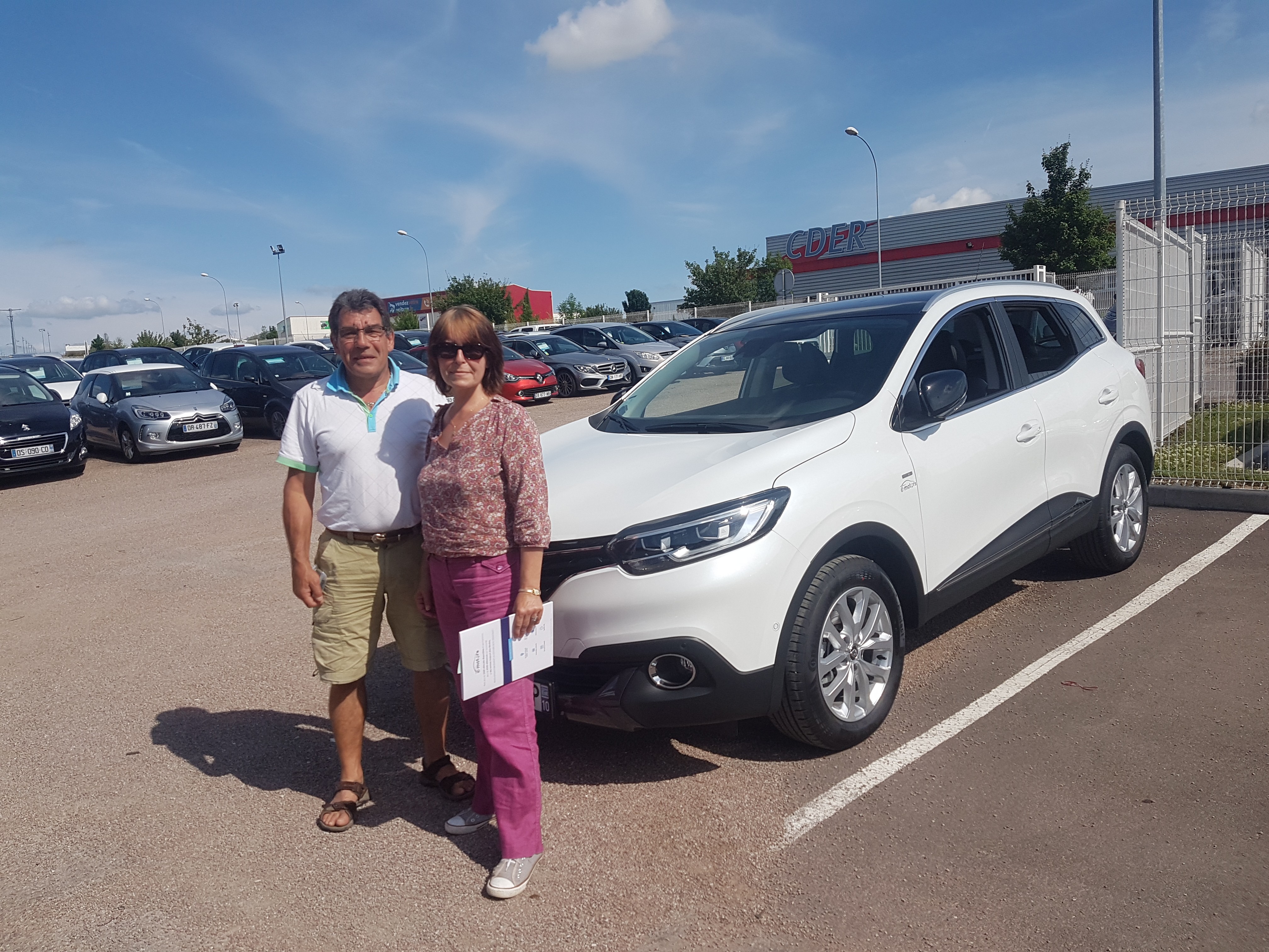 Avis-mandataire-auto-Emotors-Renault-Kadjar-Intens-dci-130-x-tronic-4x2-plus-bose-toit-vitr.