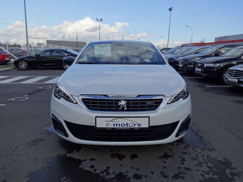 Avis-mandataire-auto-Emotors-Peugeot-308-Gt-bluehdi-180-eat-plus-toit-vitr.