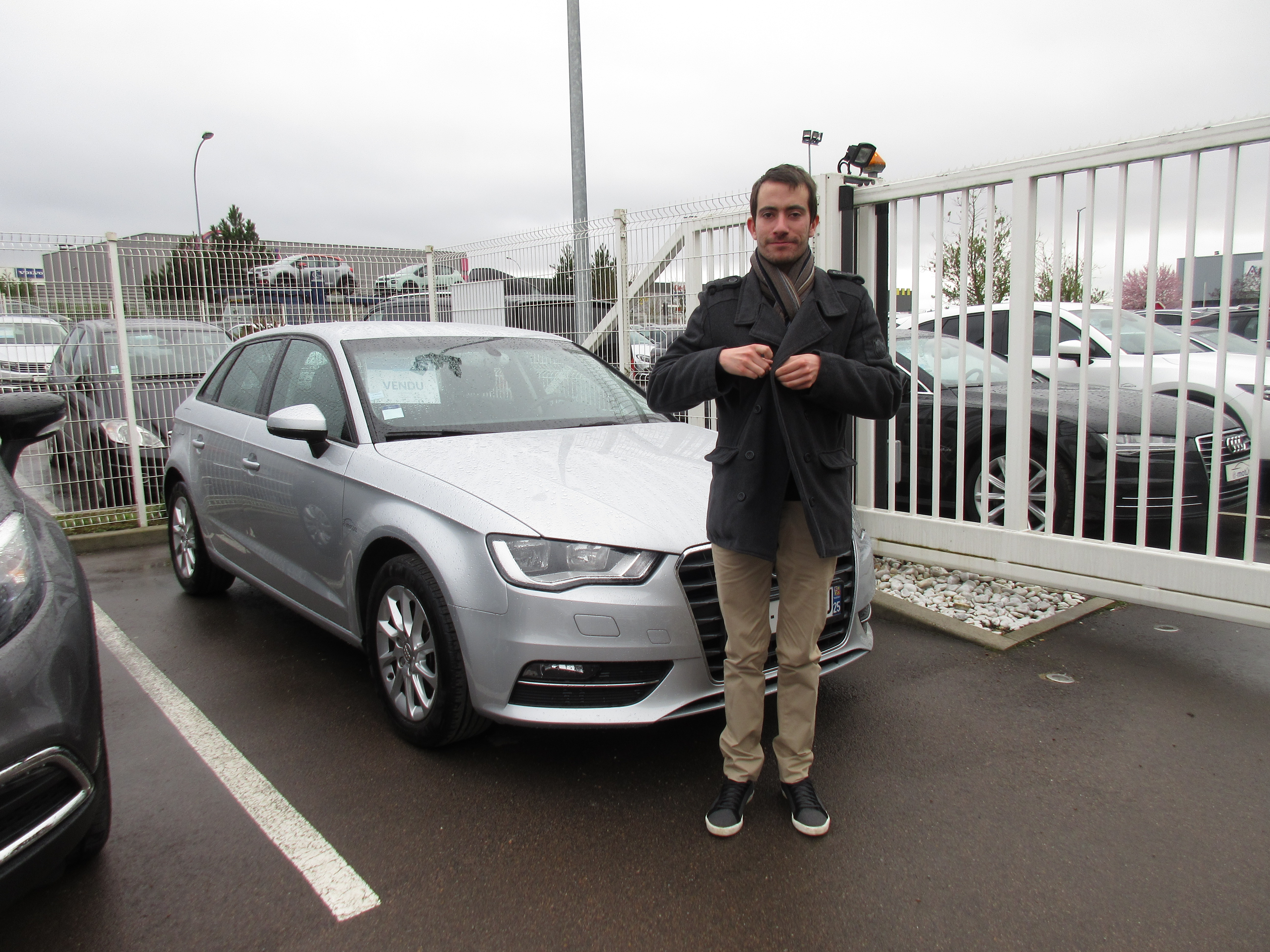 Avis-mandataire-auto-Emotors-Audi-A3-sportback-Tdi-105-plus-gps.