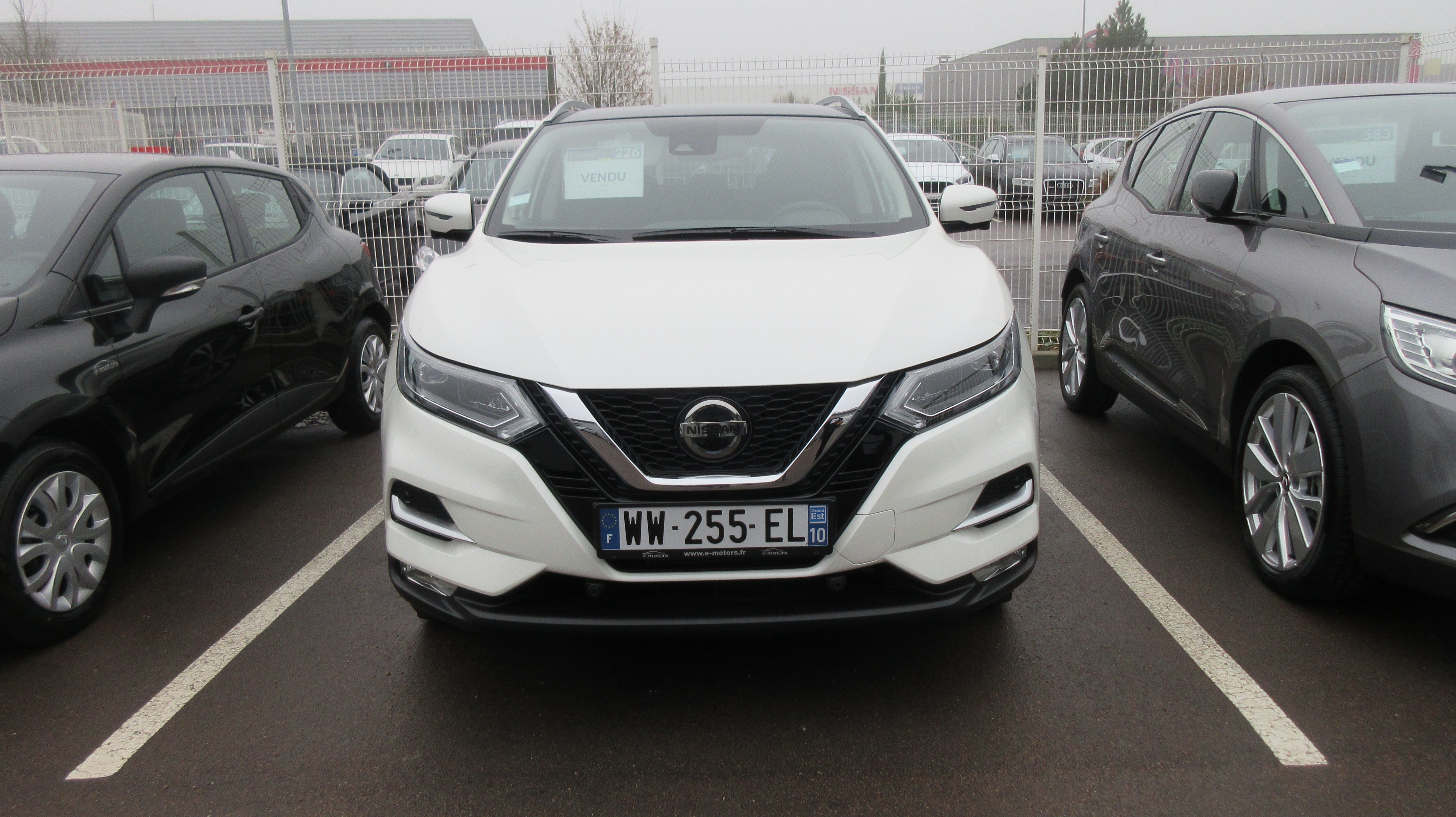 Avis-mandataire-auto-Emotors-Nissan-Qashqai-N-connecta-dig-t-115-4x2-plus-pack-design-pack-hiver.