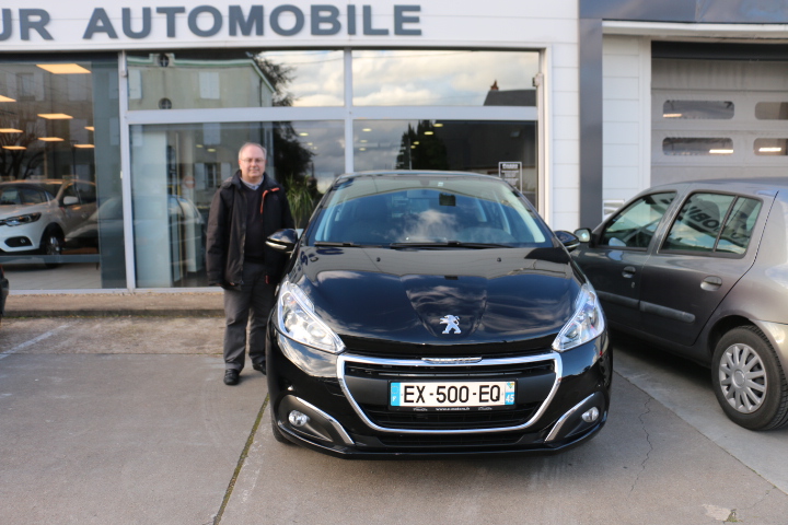 Avis-mandataire-auto-Emotors-Peugeot-208-Active-puretech-82-5p.