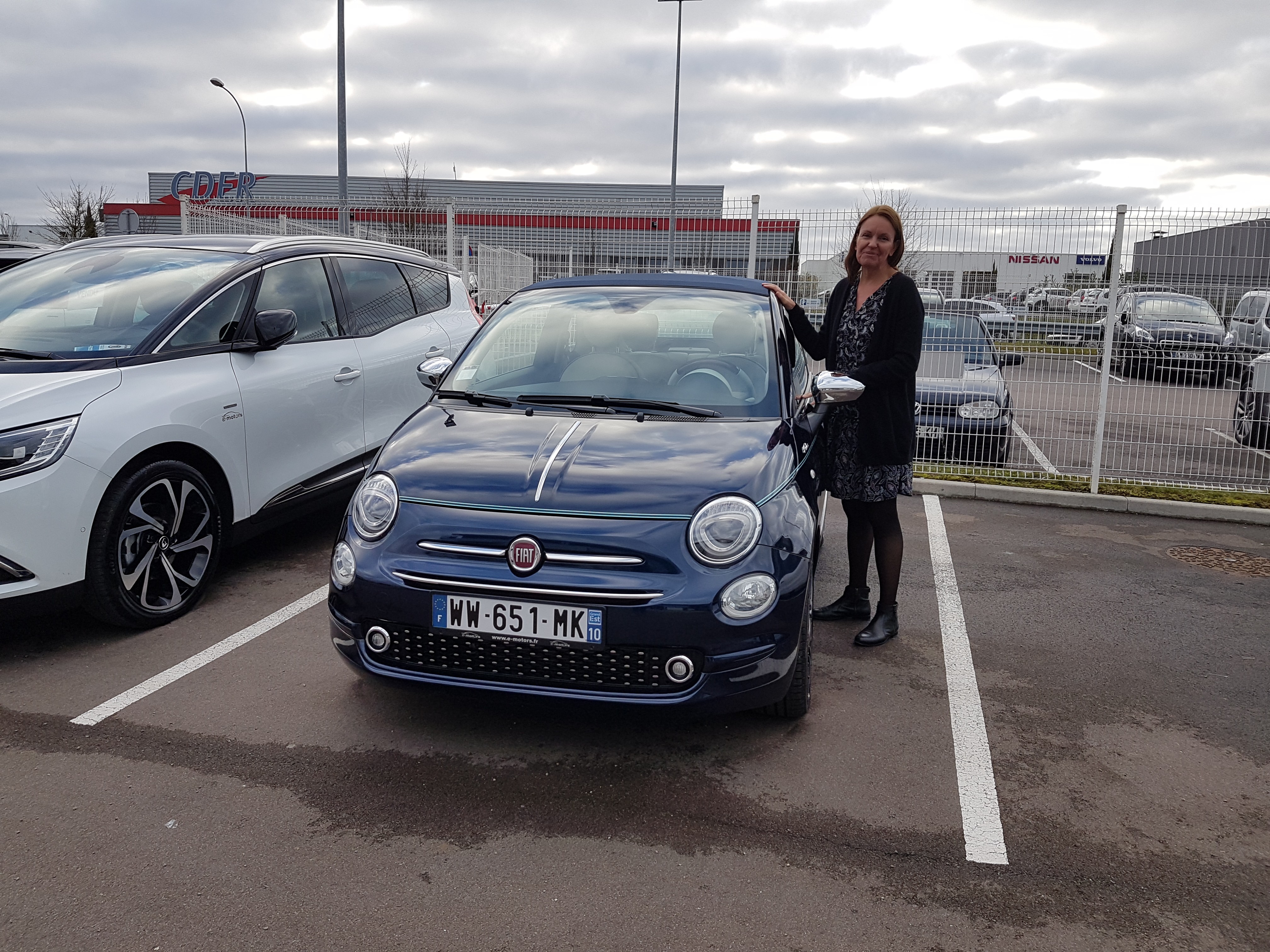 Avis-mandataire-auto-Emotors-Fiat-500c-Riva-avec-volant-bois-1-2-69.