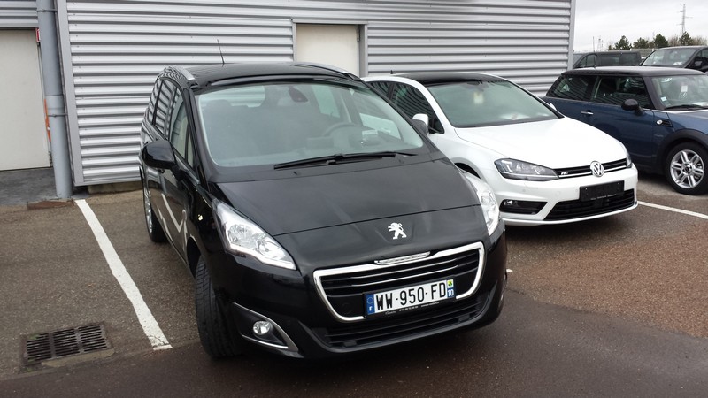 Avis-mandataire-auto-Emotors--Peugeot-5008-allure-bluehdi-120-plus-7places-.