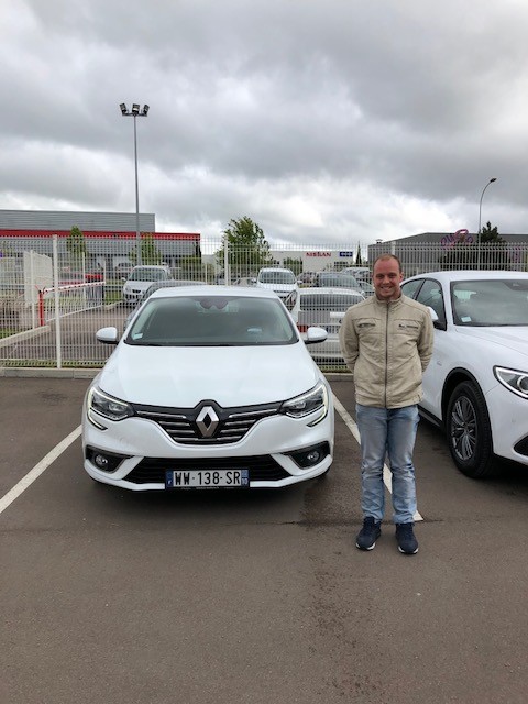 Avis-mandataire-auto-Emotors-Renault-Megane-iv-berline-M-gane-iv-berline-intens-tce-130-energy-plus-jantes-18.