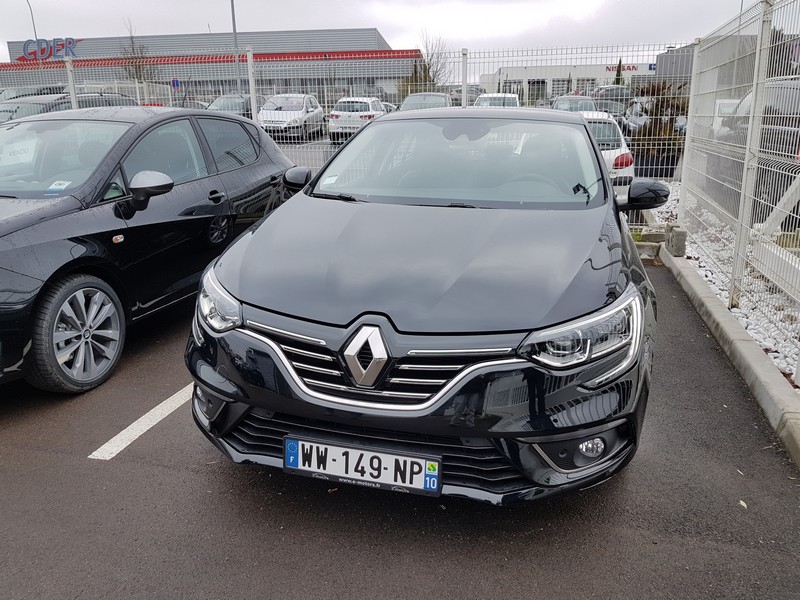 Avis-mandataire-auto-Emotors-Renault-Megane-iv-berline-M-gane-iv-berline-intens-tce-130-energy.