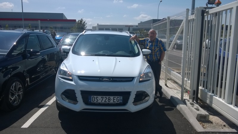 Avis-mandataire-auto-Emotors--Ford-kuga-titatnium-tdci-150-4x2-plus-toit-panoramique-.
