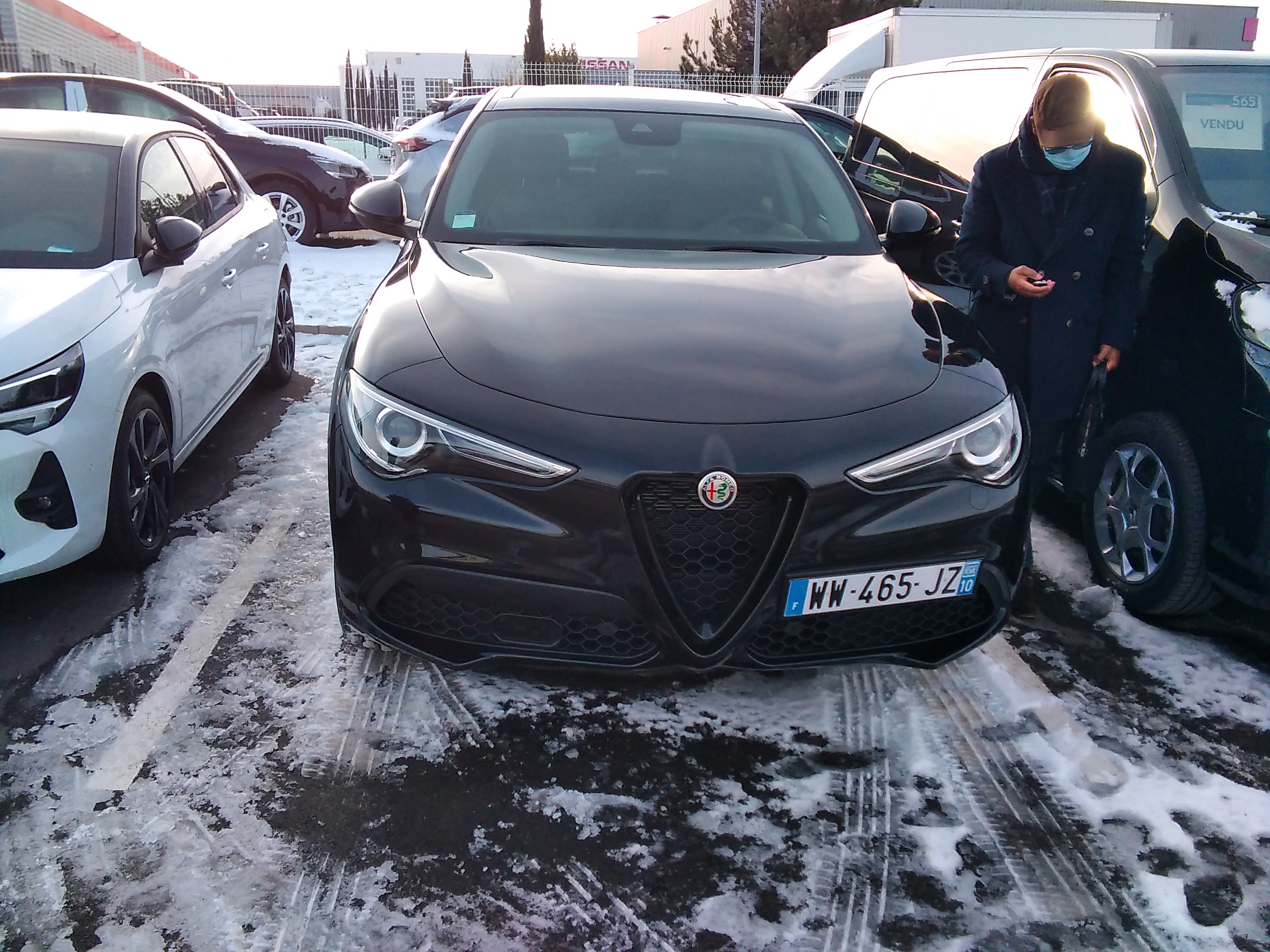 Avis-mandataire-auto-Emotors-Alfa romeo-Stelvio-Veloce-210-ch-q4-at8-plus-toit-panoramique.