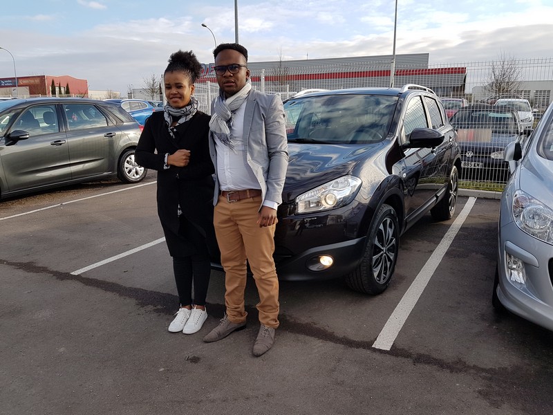 Avis-mandataire-auto-Emotors-Nissan-Qashqai-Connect-edition-dci-110-4x2-plus-avm.
