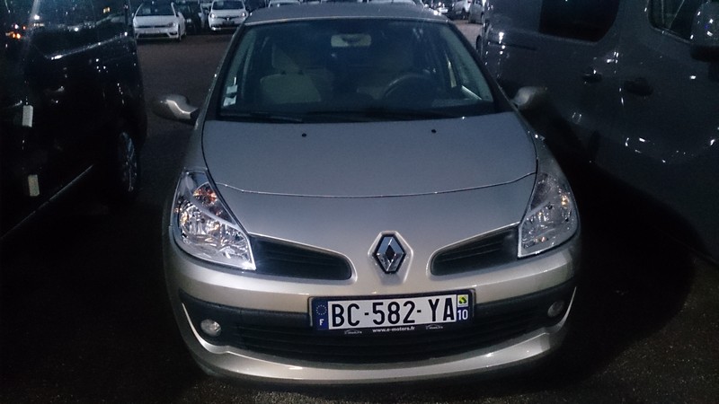 Avis-mandataire-auto-Emotors--Renault-clio-confort-pack-clim-dynamique-1-4-essence-100-5portes-.