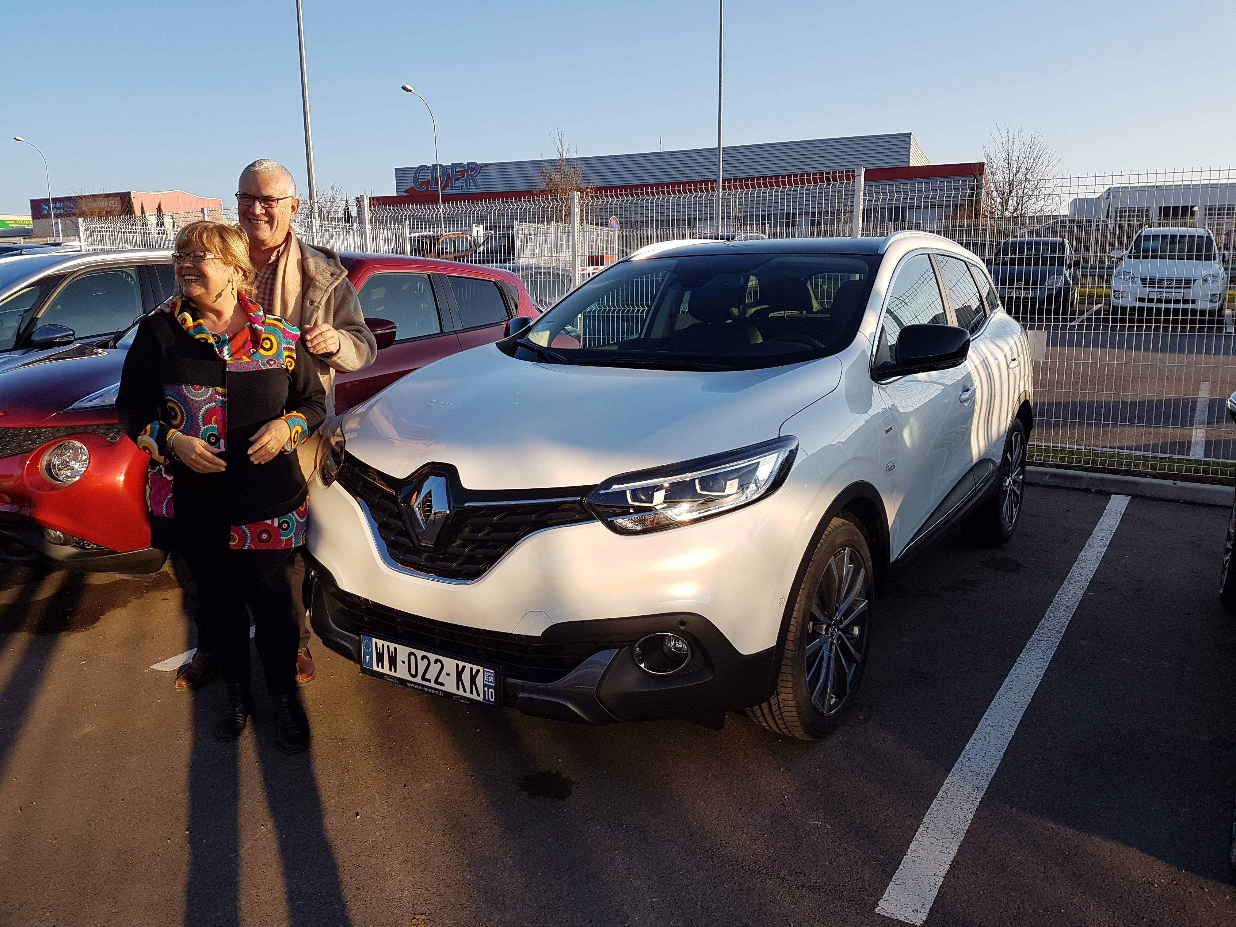 Avis-mandataire-auto-Emotors-Renault-Kadjar-Intens-tce-165-energy-plus-toit-vitr-s-bose.