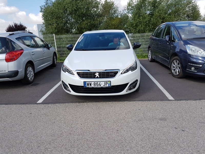 Avis-mandataire-auto-Emotors-Peugeot-308-Gt-line-bluehdi-120-eat-plus-cam-ra-de-recul.