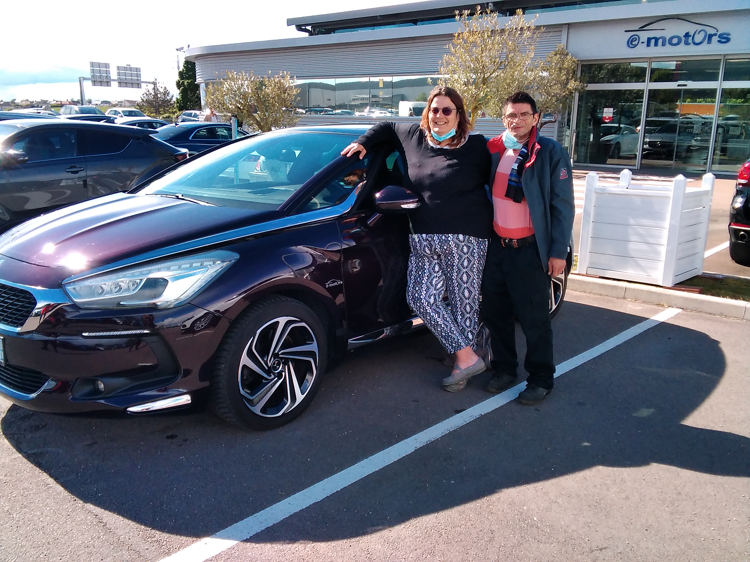 Avis-mandataire-auto-Emotors-Ds-Ds5-Bluehdi-180-s-s-eat6-be-chic.