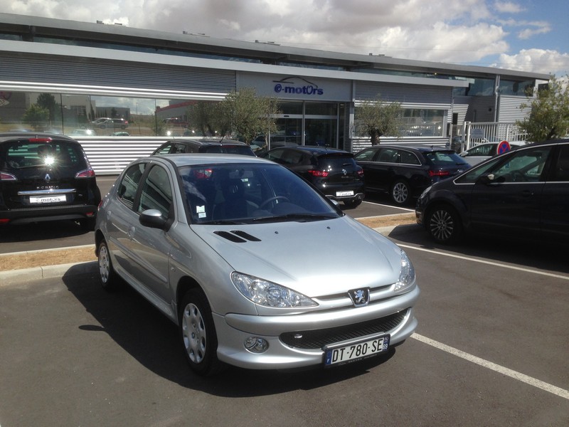 Avis-mandataire-auto-Emotors--Peugeot-206-trendy-hdi-68-5-portes-.