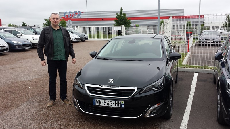 Avis-mandataire-auto-Emotors-Peugeot-308-Allure-puretech-130-plus-cam-ra-de-recul.