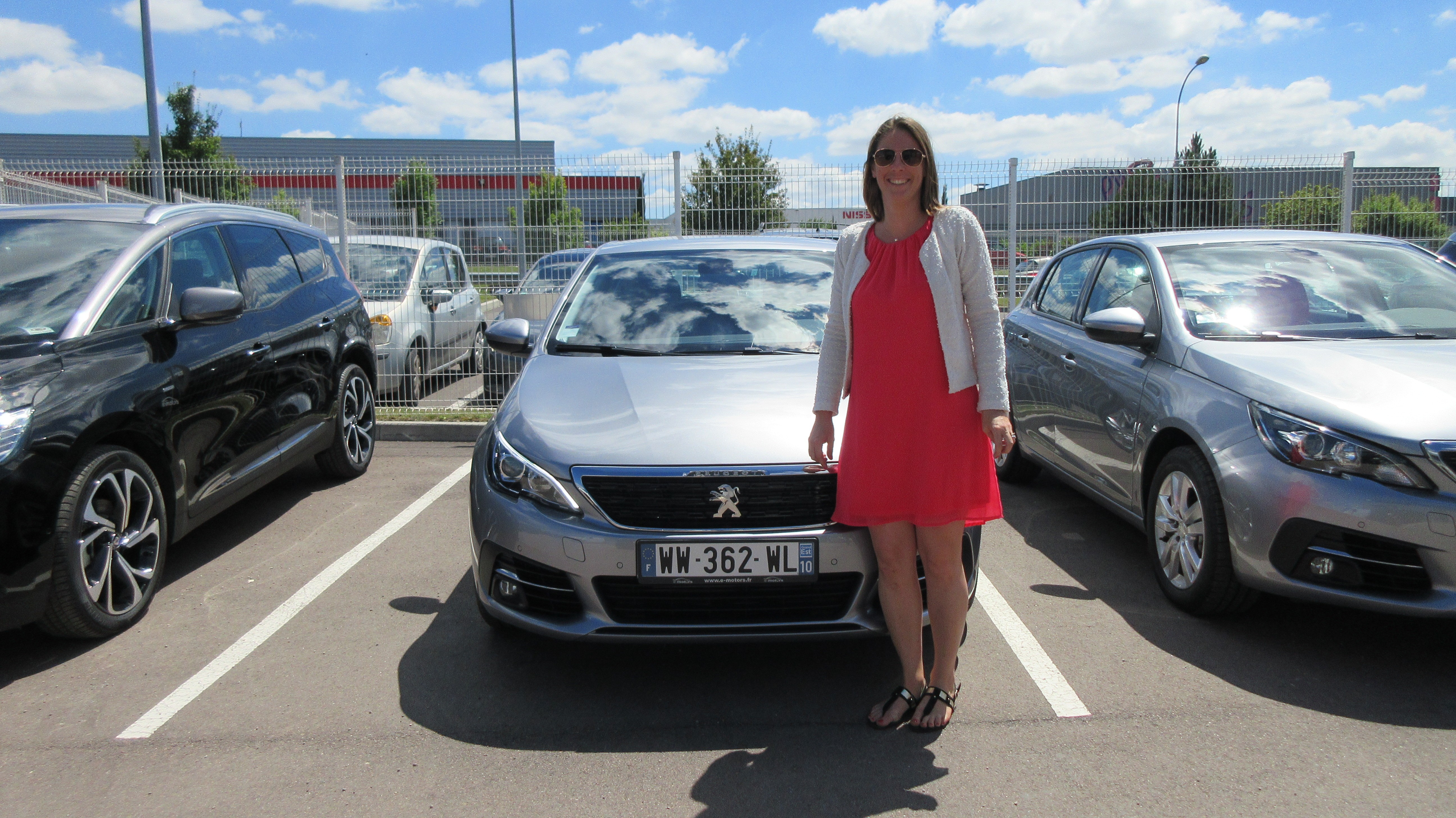 Avis-mandataire-auto-Emotors-Peugeot-308-Active-bluehdi-100-s-s.