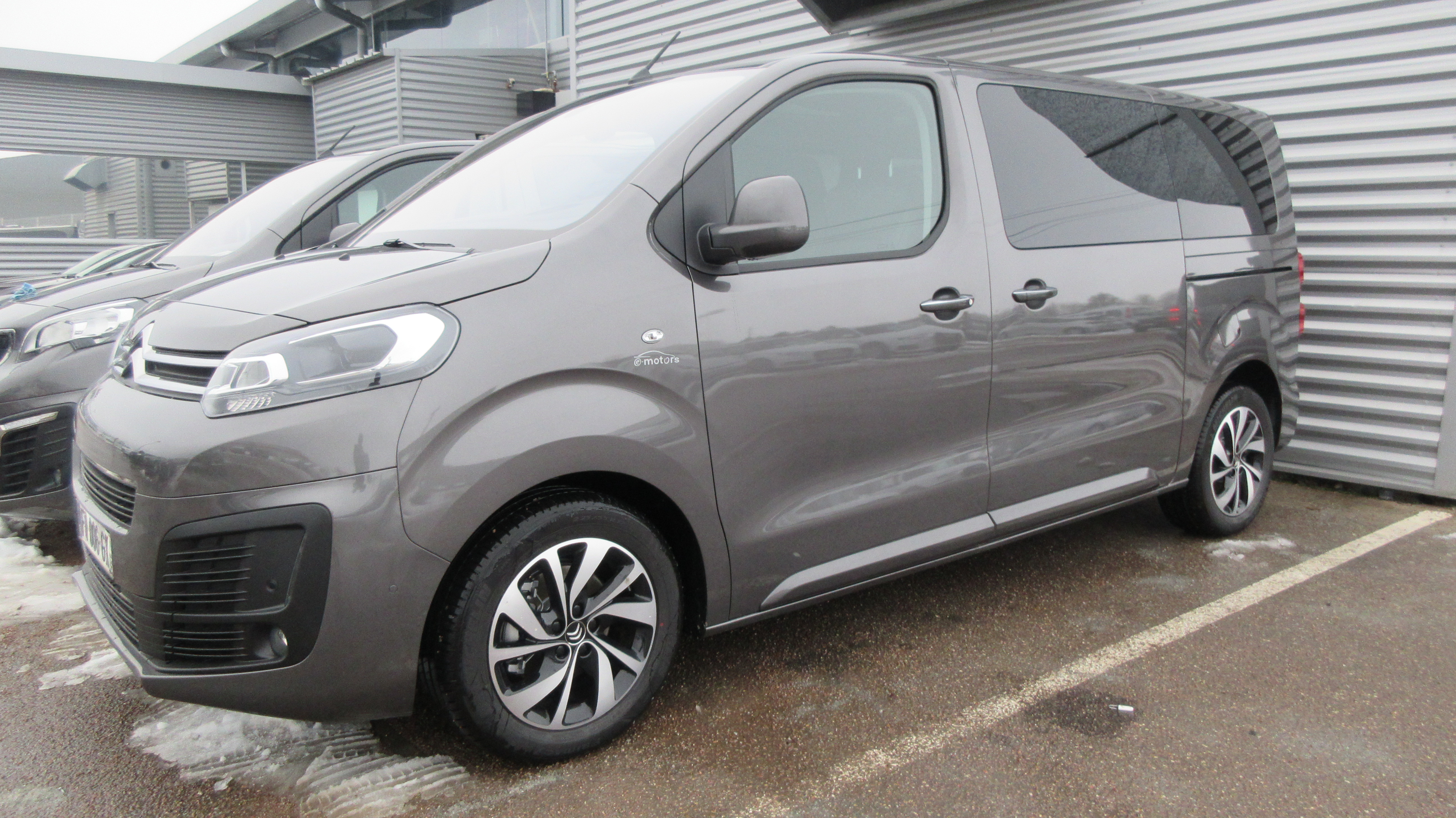 Avis-mandataire-auto-Emotors-Citroen-Spacetourer-Shine-m-bluehdi-150-s-s.