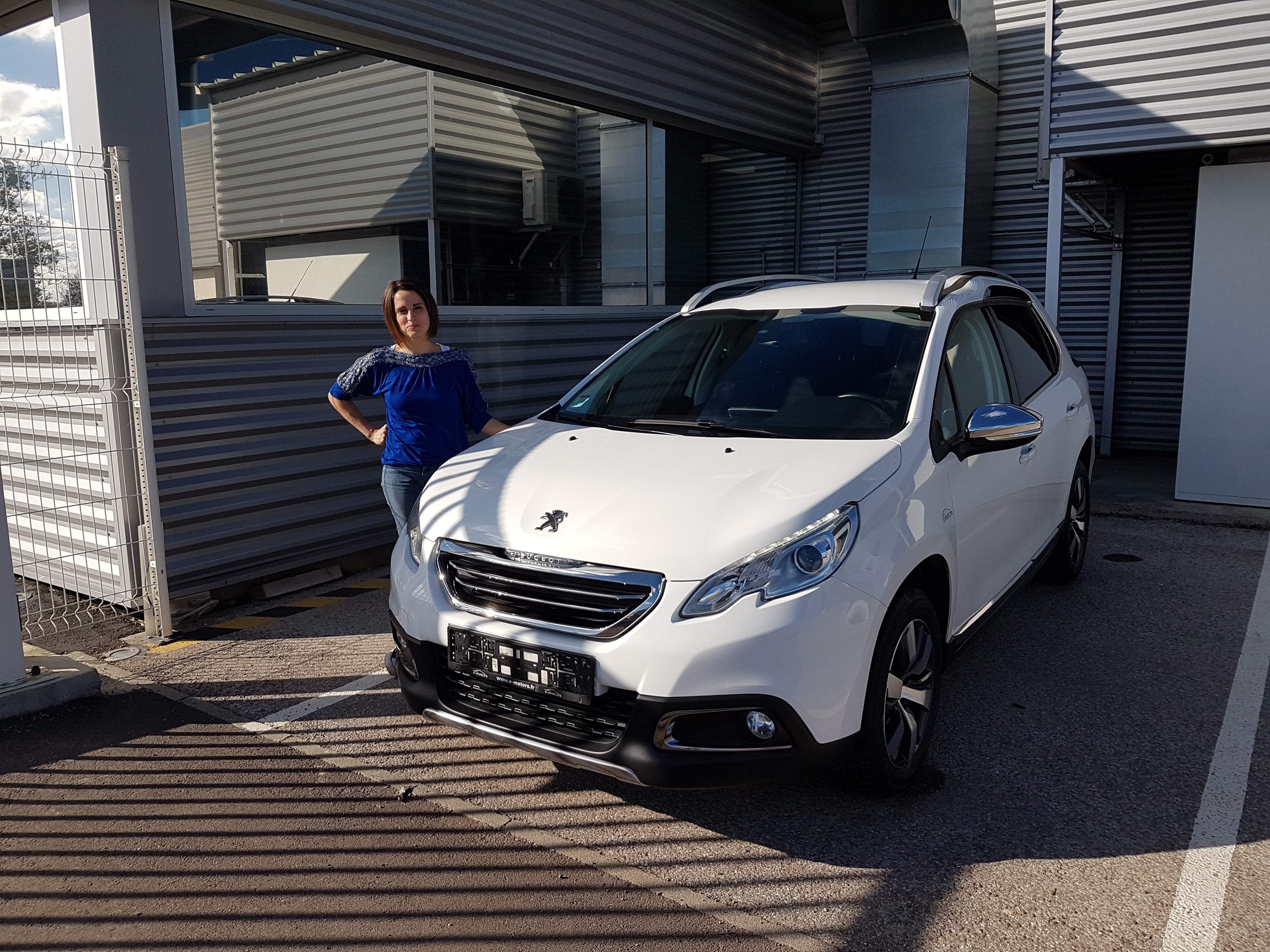 Avis-mandataire-auto-Emotors-Peugeot-2008-Allure-puretech-110-plus-gps-plus-grip-control.