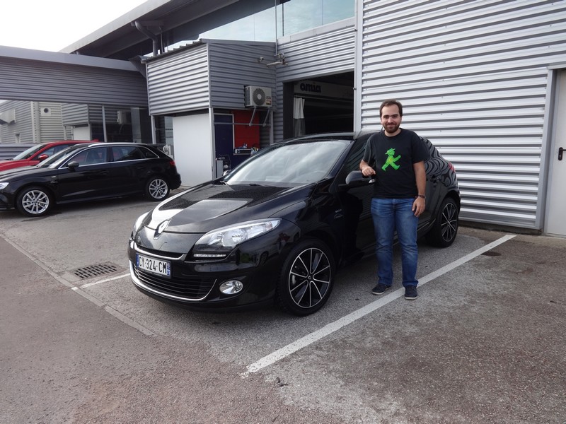 Avis-mandataire-auto-Emotors-Renault-Megane-iii-berline-M-gane-iii-bose-dci-130-plus-visio-system.