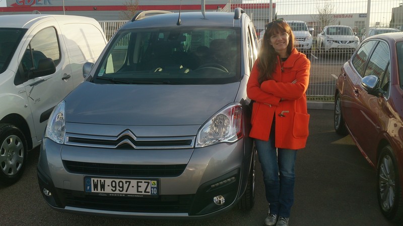 Avis-mandataire-auto-Emotors--Citroen-berlingo-multispace-shine-bluehdi-120-s-s-.