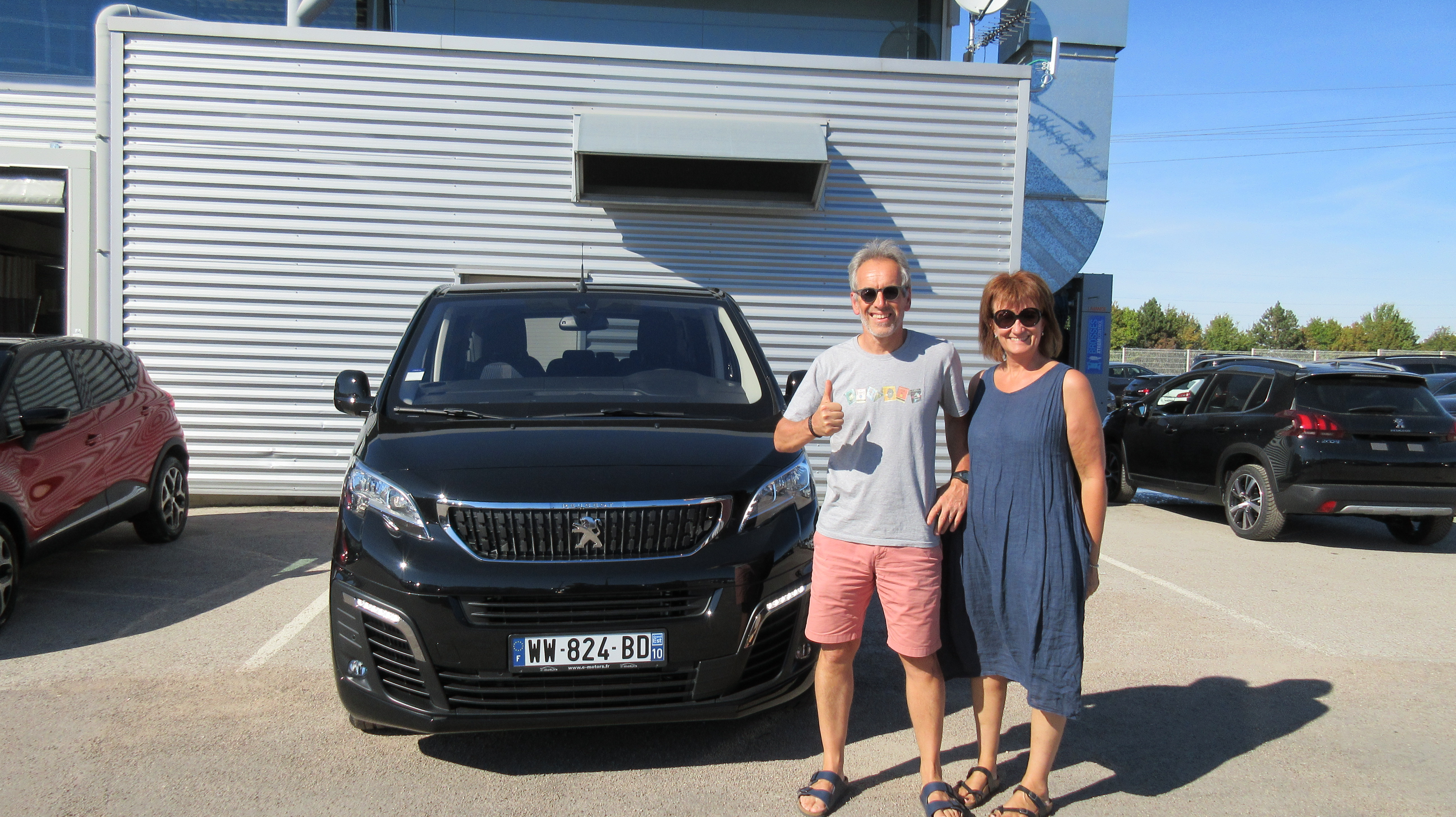 Avis-mandataire-auto-Emotors-Peugeot-Traveller-Standard-2-0-bluehdi-150ch-s-s-bvm6-active-8-places.