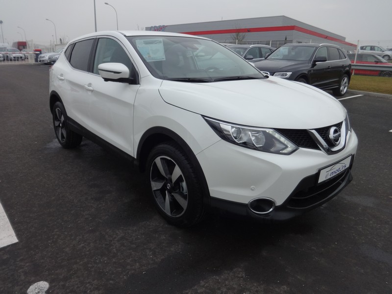 Avis-mandataire-auto-Emotors--Nissan-qashqai-connect-edition-dig-t-115-4x2-.