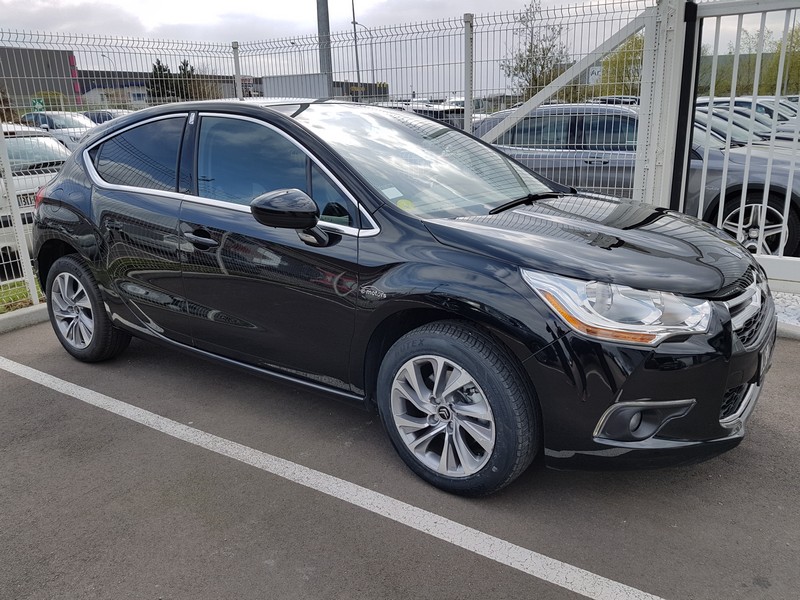 Avis-mandataire-auto-Emotors-Citroen-Ds4-Hdi-160-so-chic-5p.