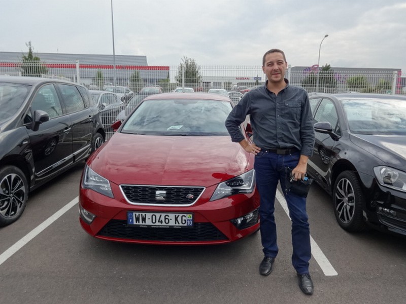 Avis-mandataire-auto-Emotors-Seat-Leon-Fr-tdi-150-5p.