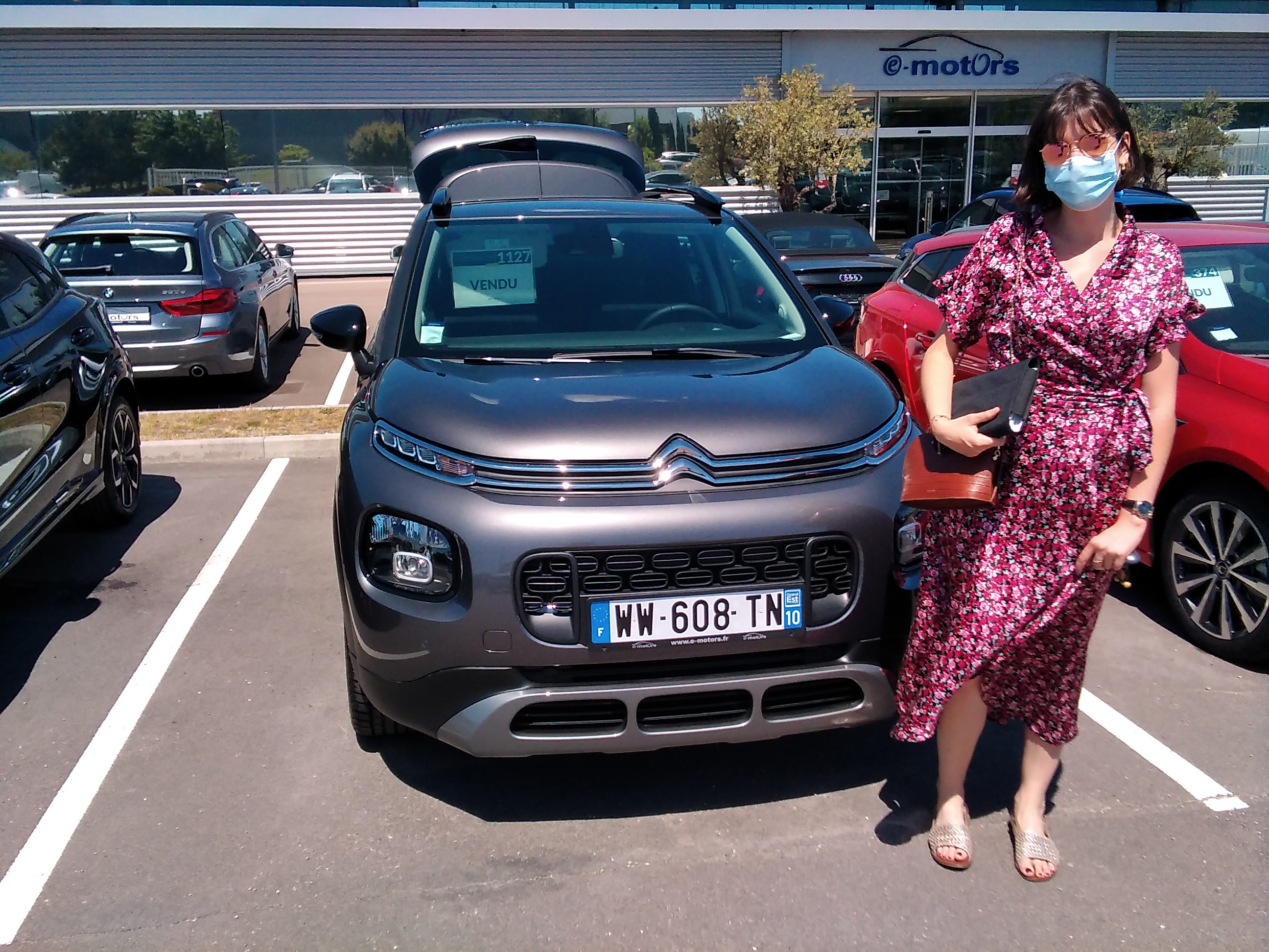 Avis-mandataire-auto-Emotors-Citroen-C3-aircross-Shine-bluehdi-100-s-s-plus-grip-control-plus-jantes-17-plus-cam-ra.