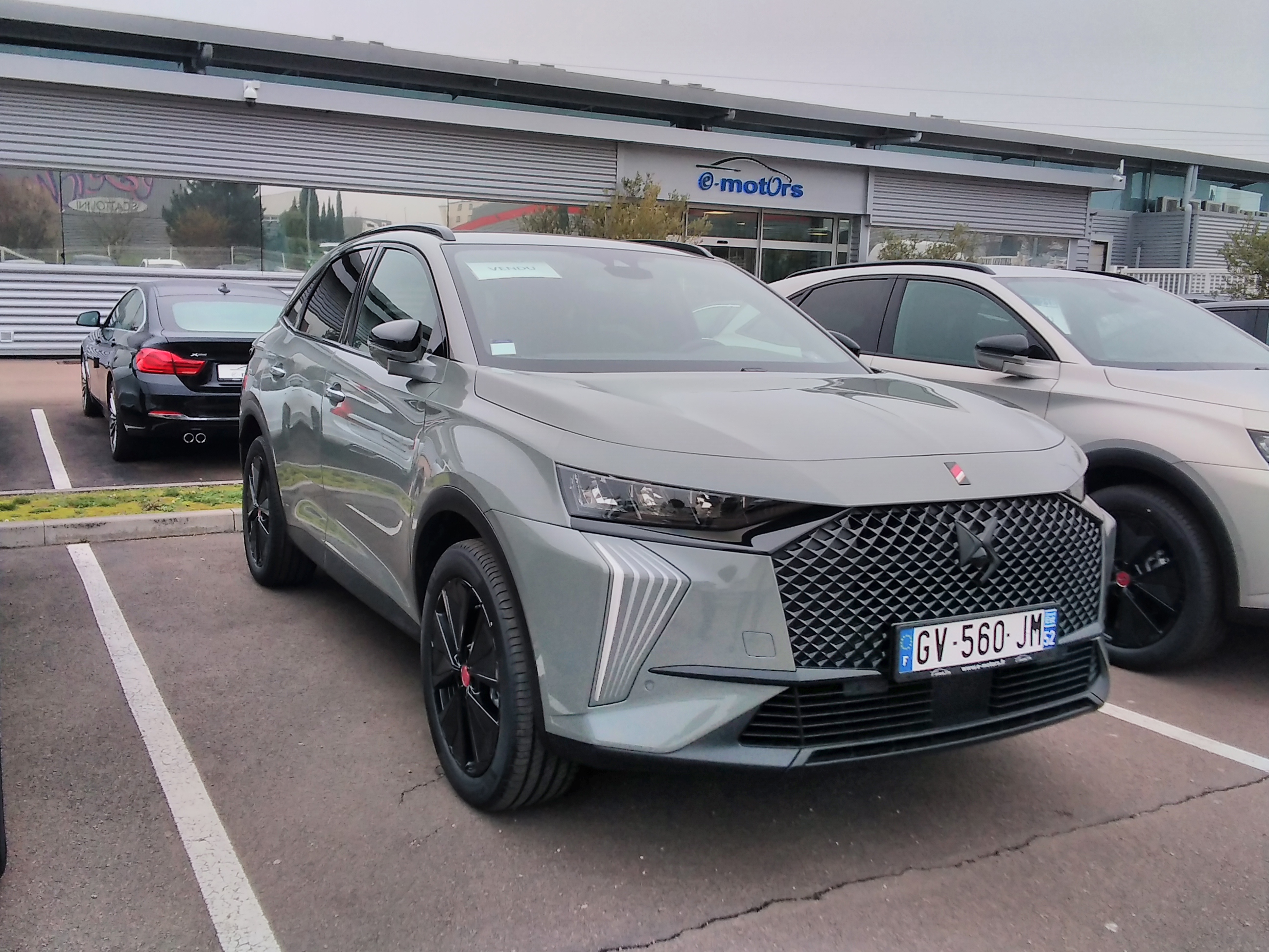 Avis-mandataire-auto-Emotors-Ds-Ds7-Bluehdi-130-eat8-performance-line-plus-cam-plus-hml.