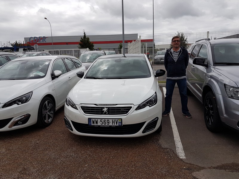 Avis-mandataire-auto-Emotors-Peugeot-308-Gt-bluehdi-180-eat-plus-toit-vitr.