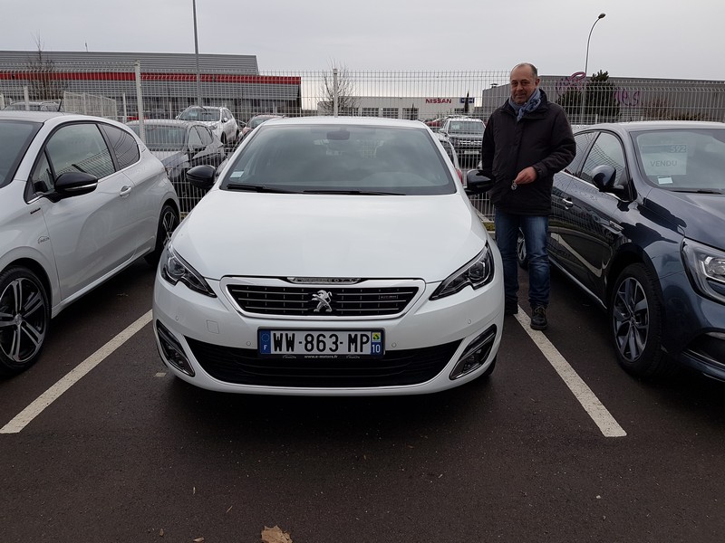 Avis-mandataire-auto-Emotors-Peugeot-308-Gt-line-puretech-130.