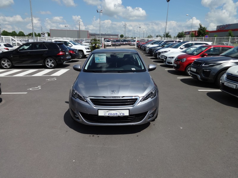 Avis-mandataire-auto-Emotors-Peugeot-308-Active-bluehdi-130-s-s-plus-navi.