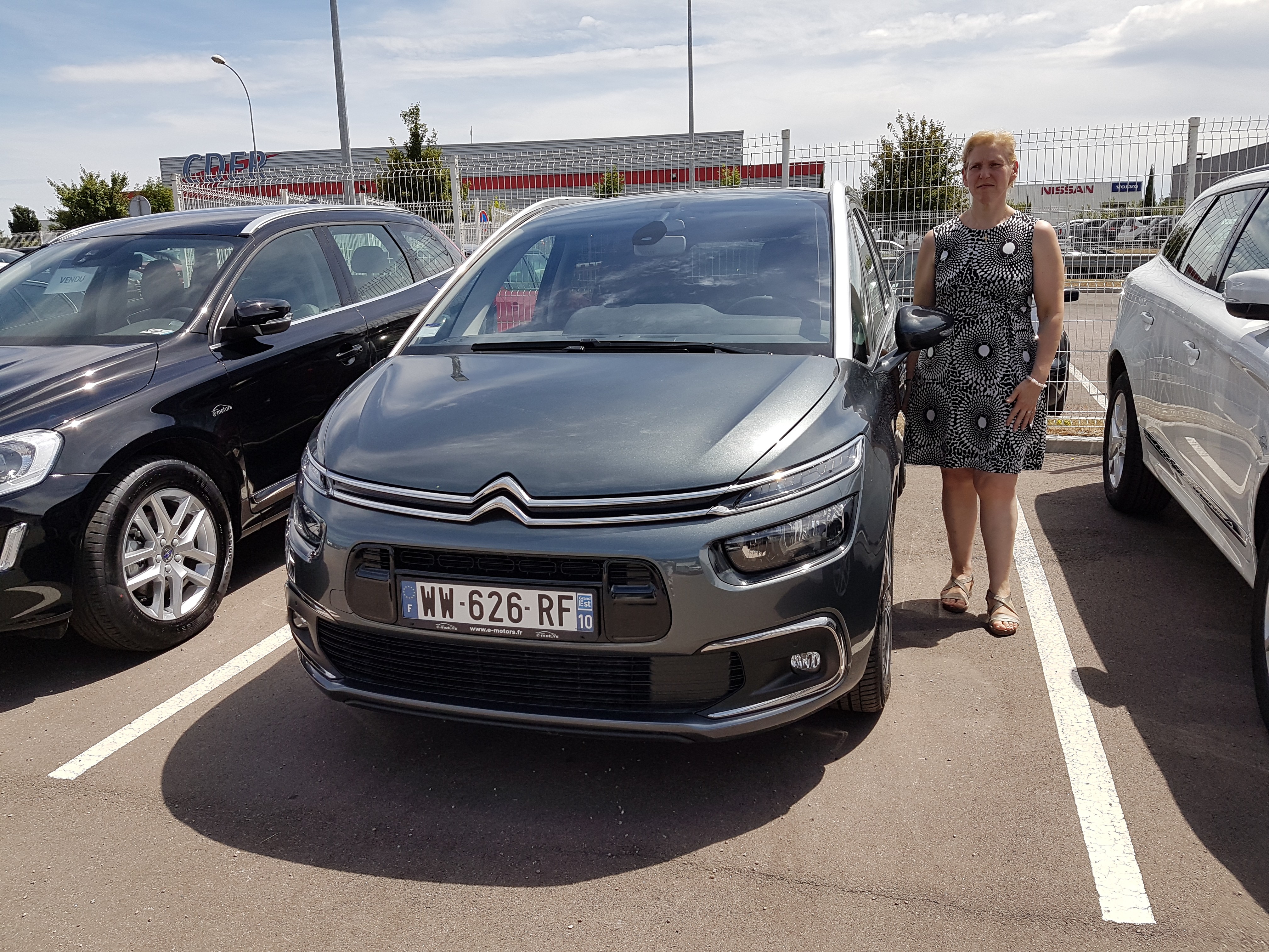 Avis-mandataire-auto-Emotors-Citroen-Grand-c4-picasso-Feel-bluehdi-120.